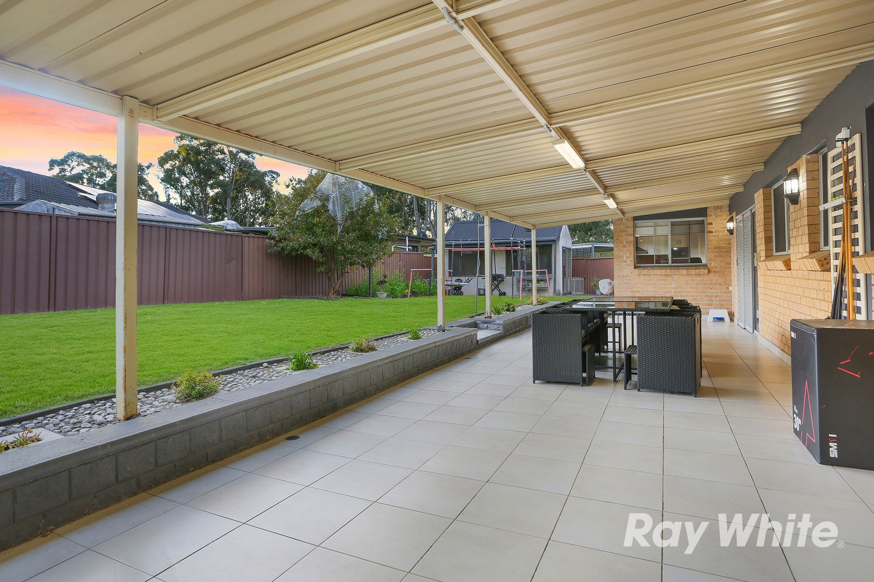6 Coolong Crescent — photo 8 of 12