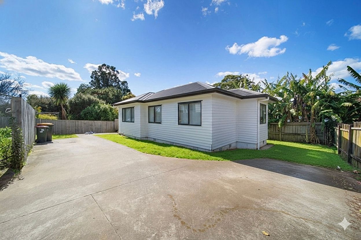 90 Chelburn Crescent, Mangere East, Manukau City