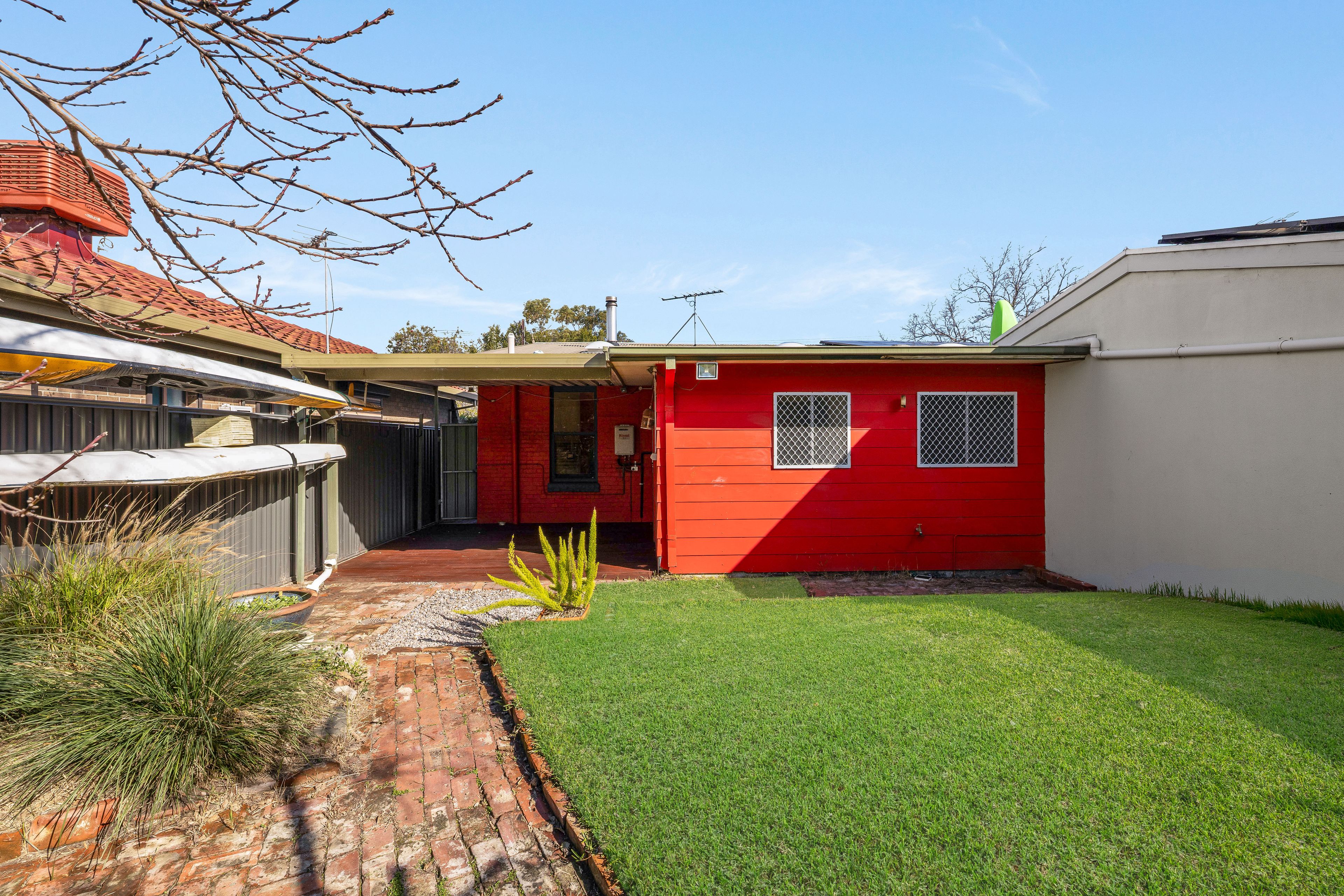 2/13 Exmouth Road — photo 14 of 16