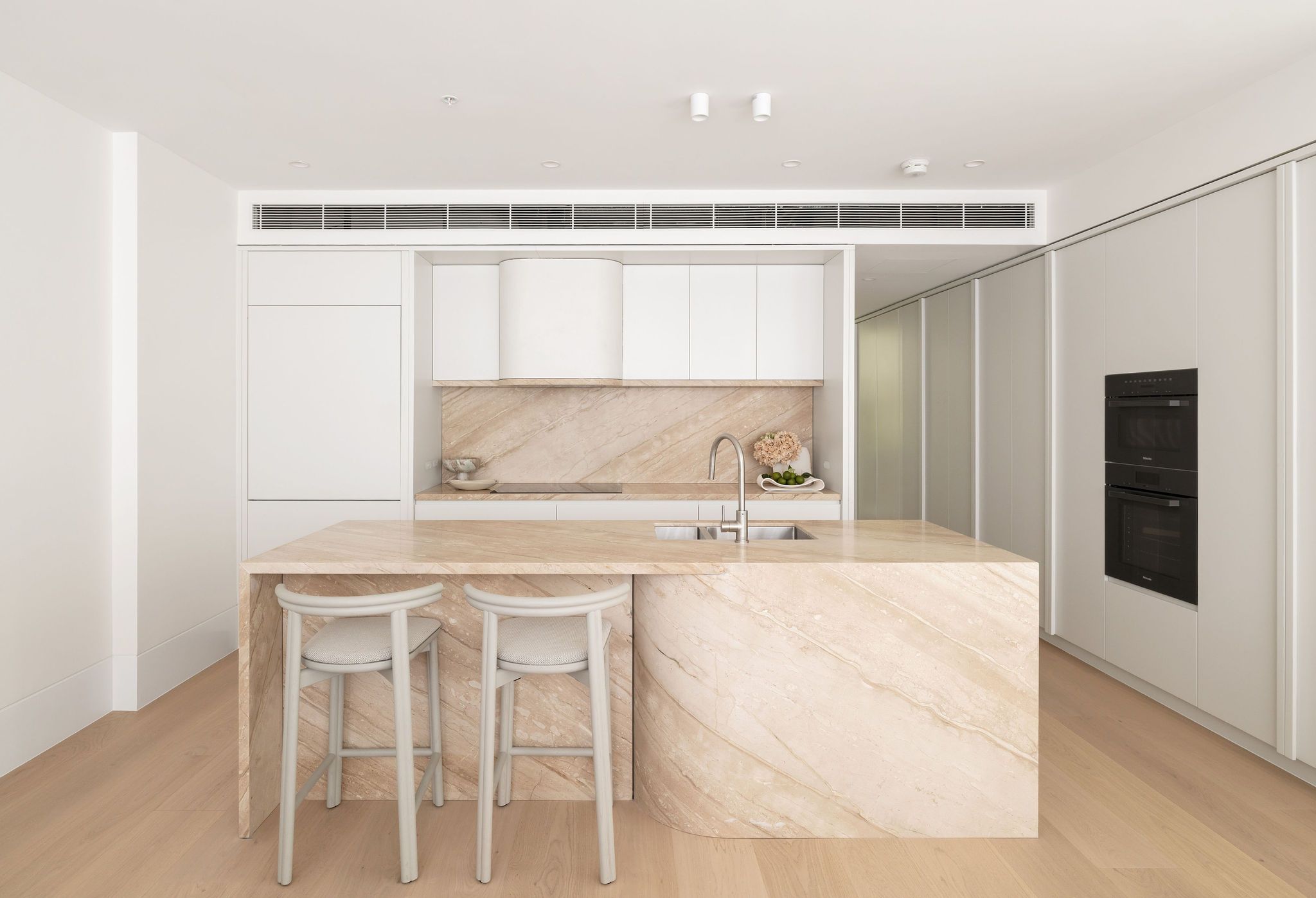 WG01/1 Wellington Street — photo 8 of 17
