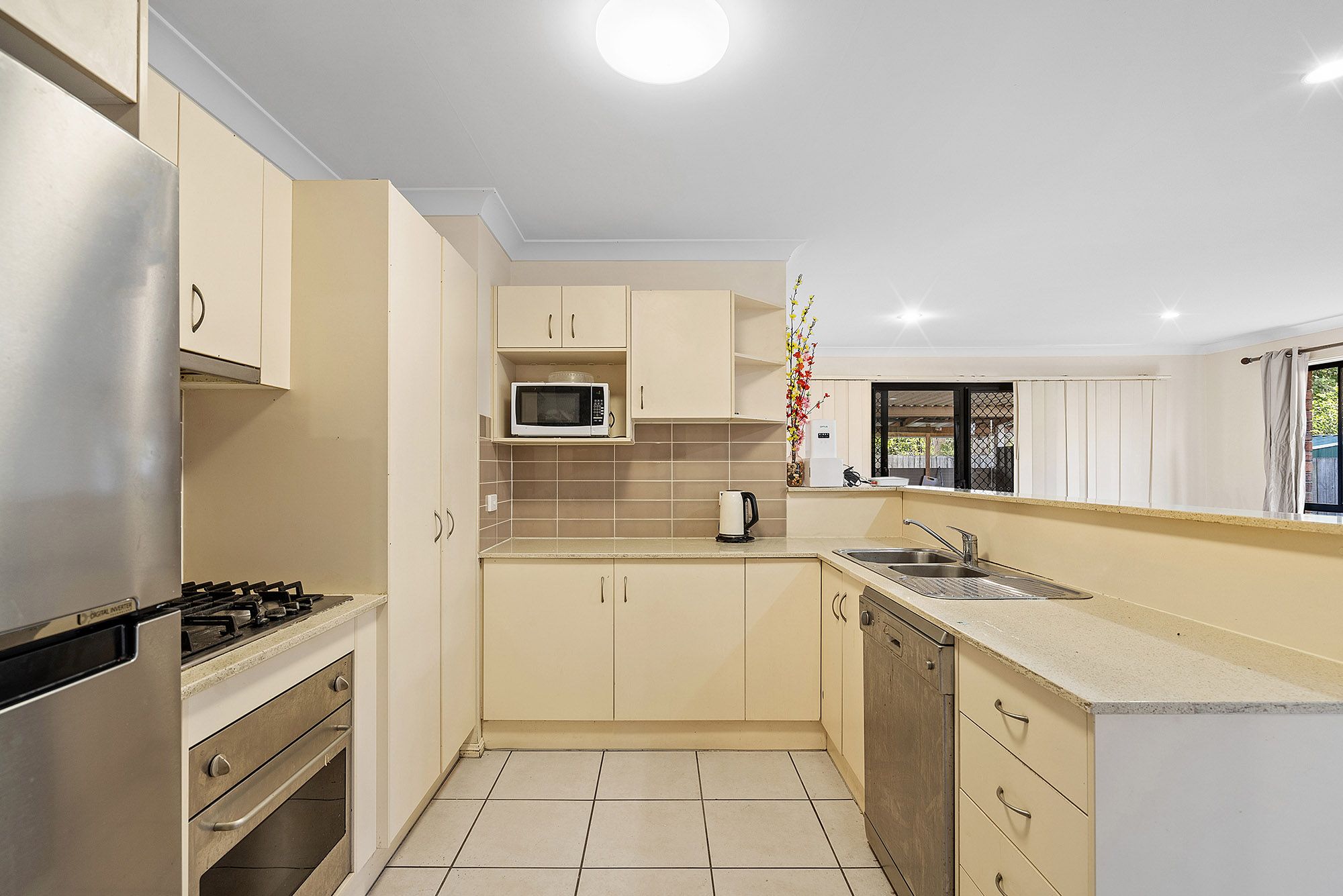 2 Summerhill Court, Marsden, QLD 4132