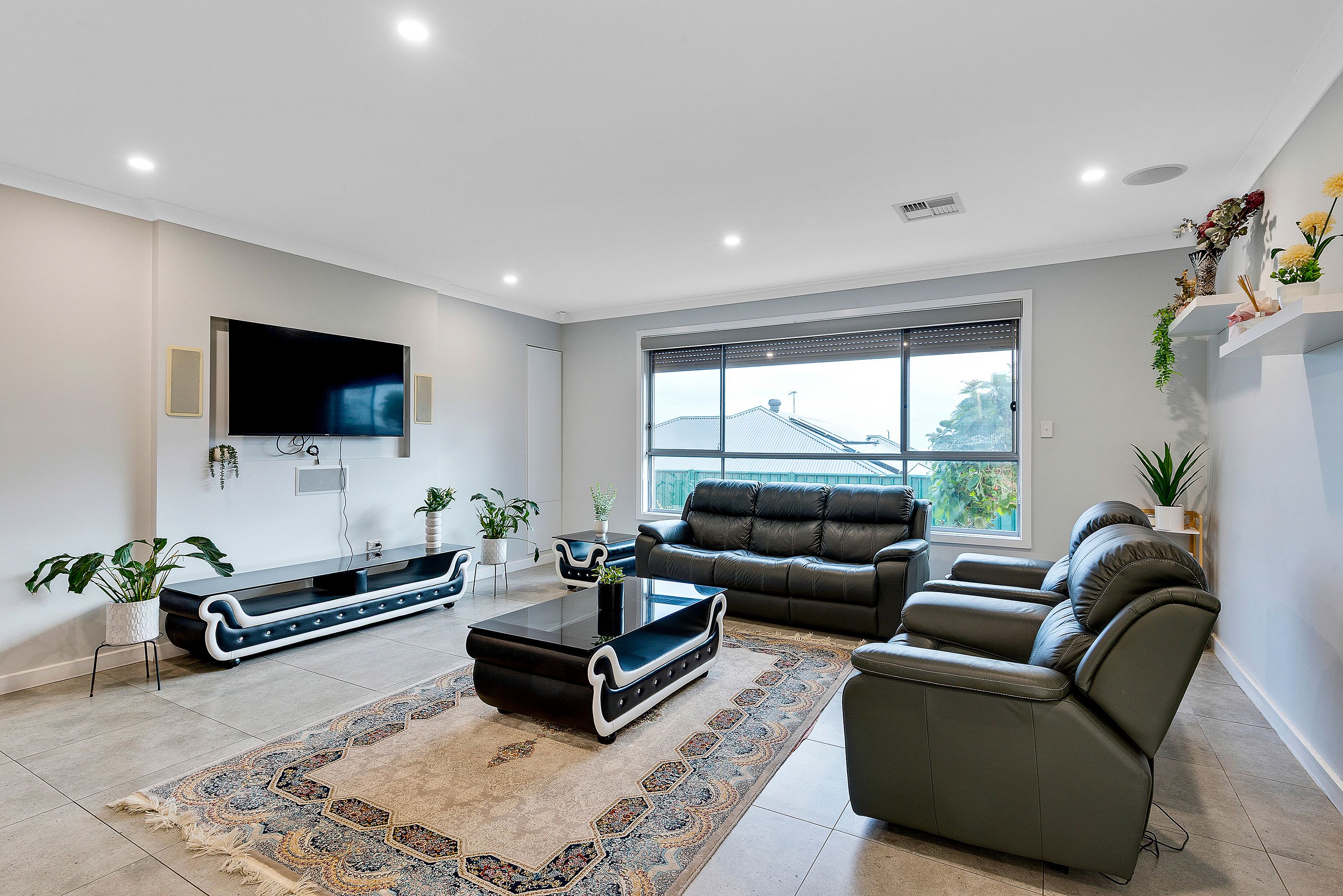 9 Brenton Street — photo 3 of 25