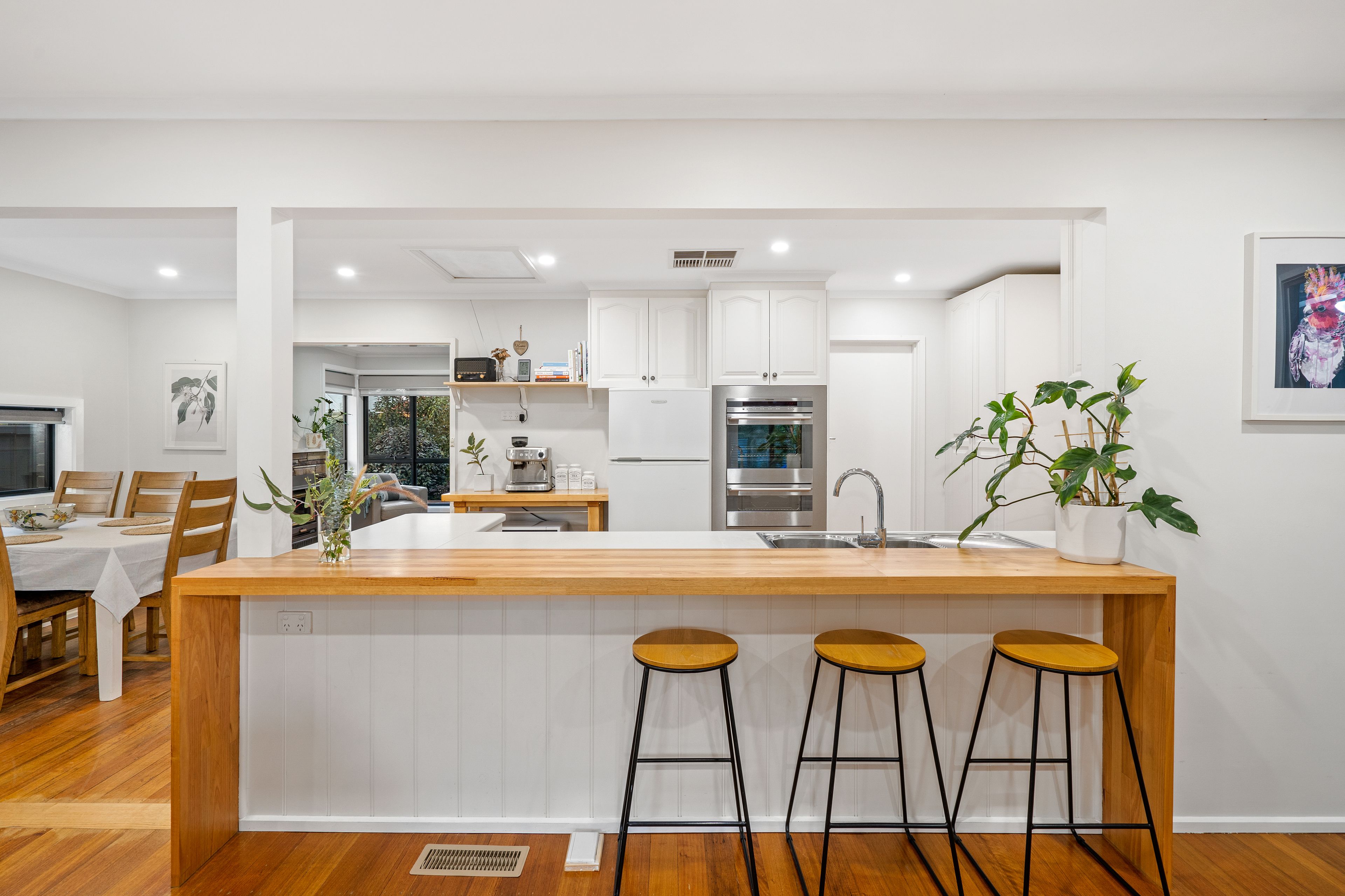 37 Luton Way, Bundoora VIC 3083