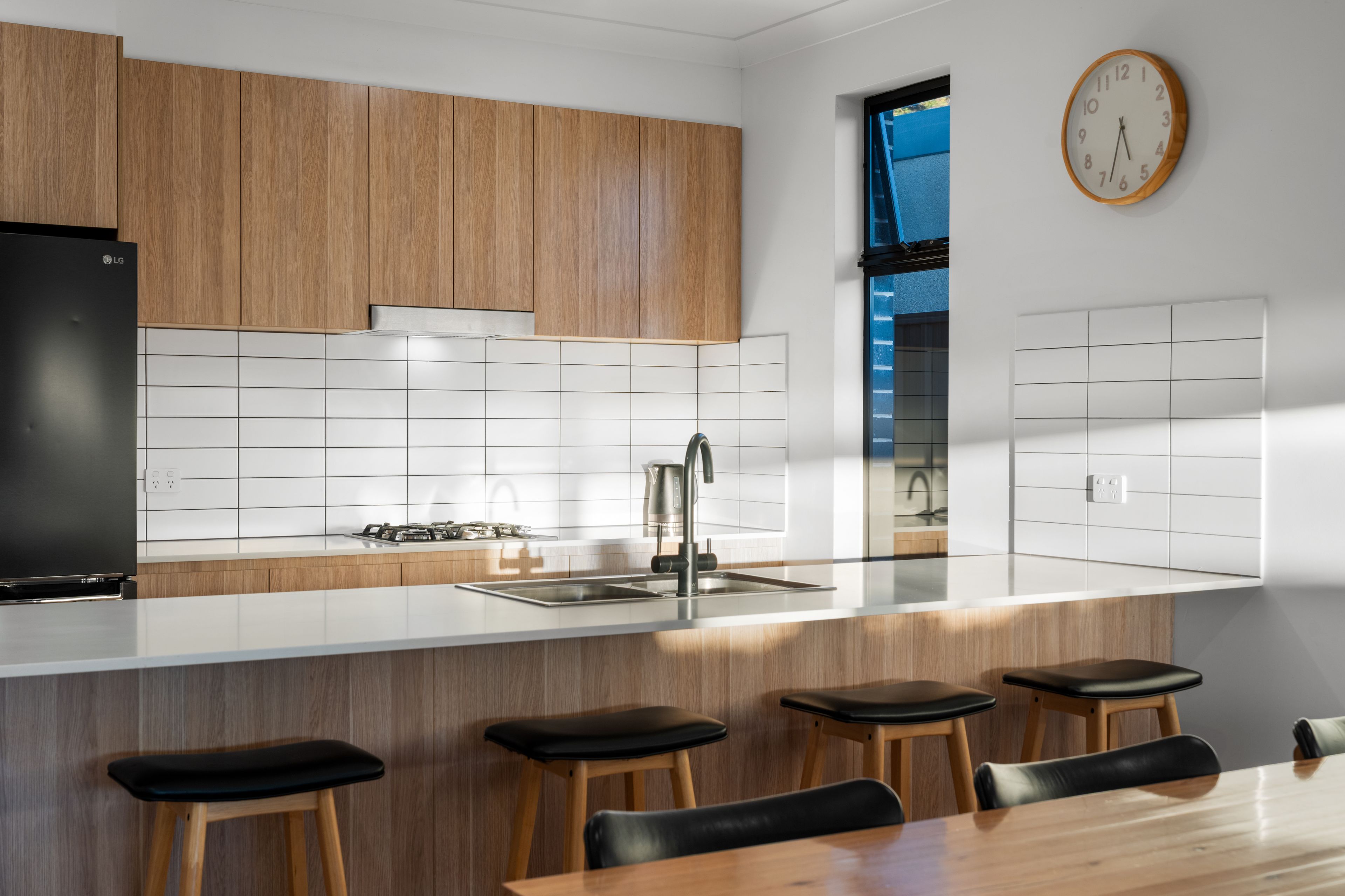 2/34A James Street — photo 8 of 28