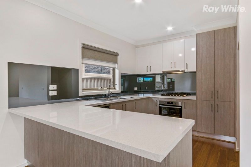 2/5 Sinclair Road, Bayswater, VIC 3153