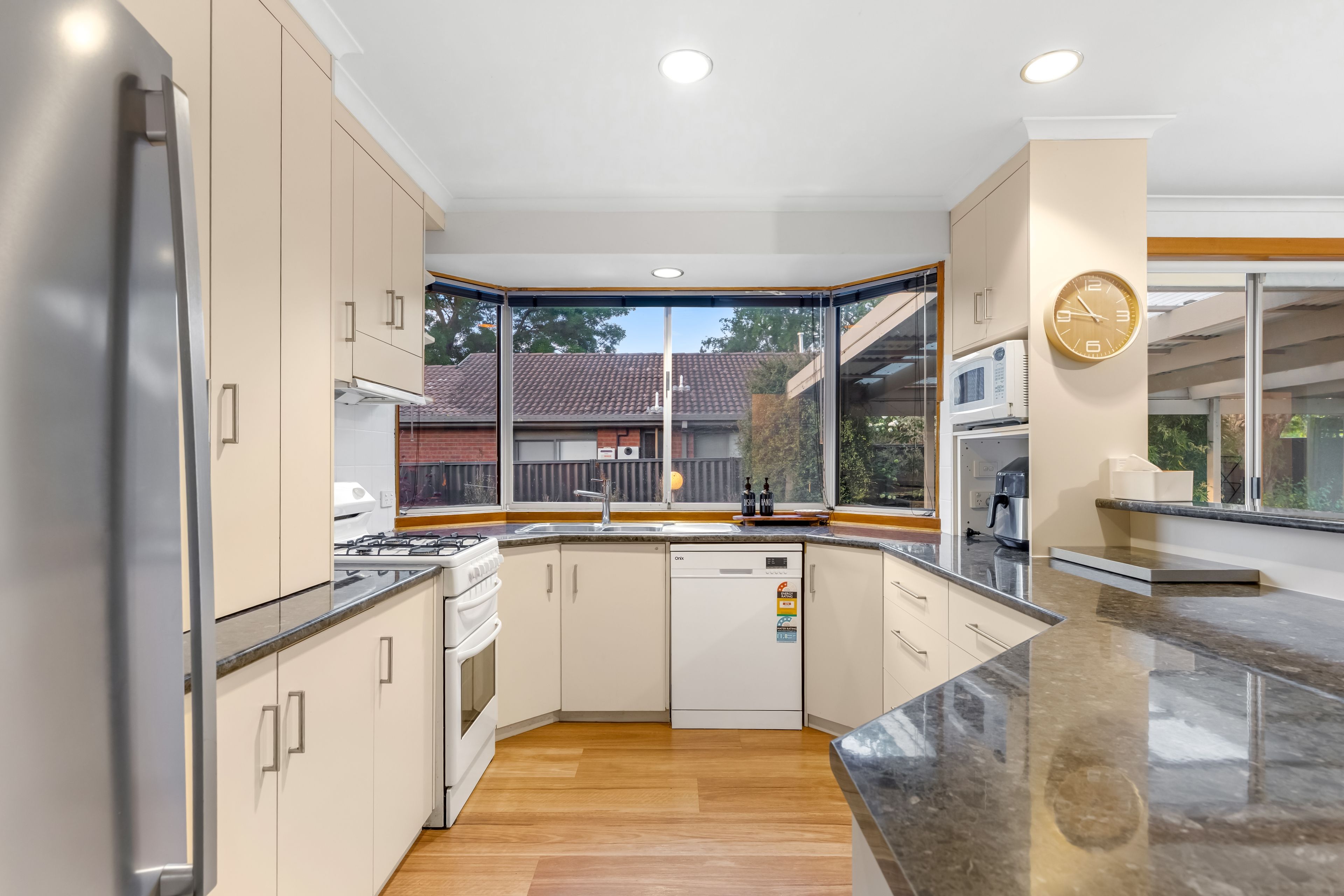29 Towong Street — photo 7 of 24