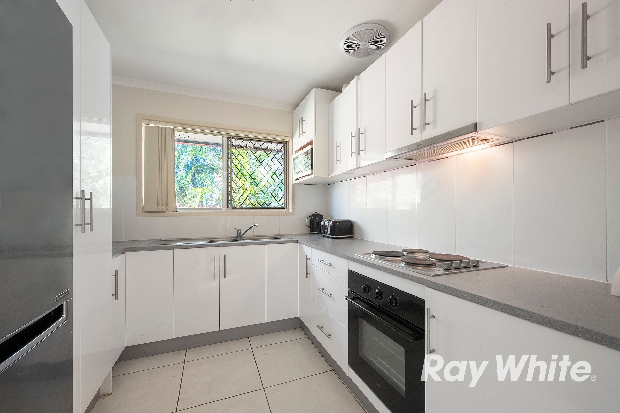 135 Wagensveldt Street, Slacks Creek, QLD 4127