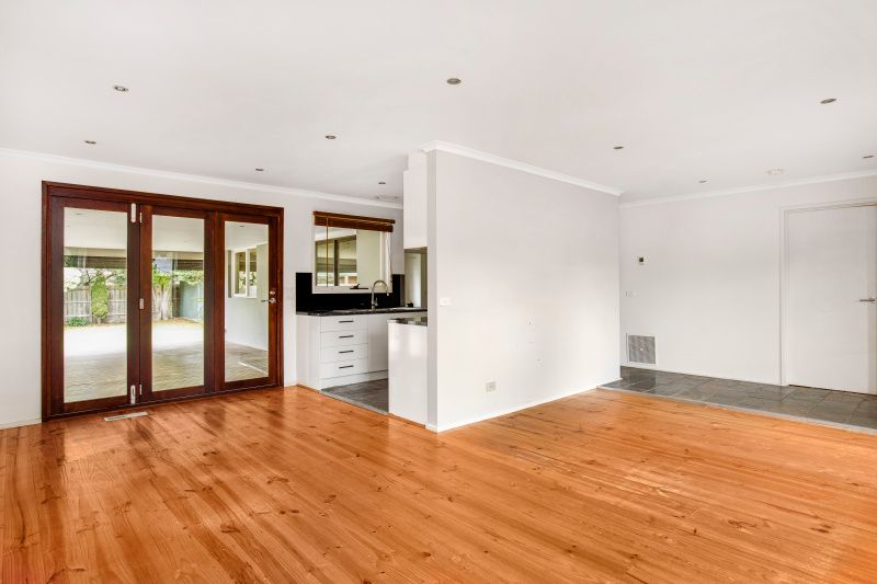 12 Taupo Crescent, Rowville, VIC 3178