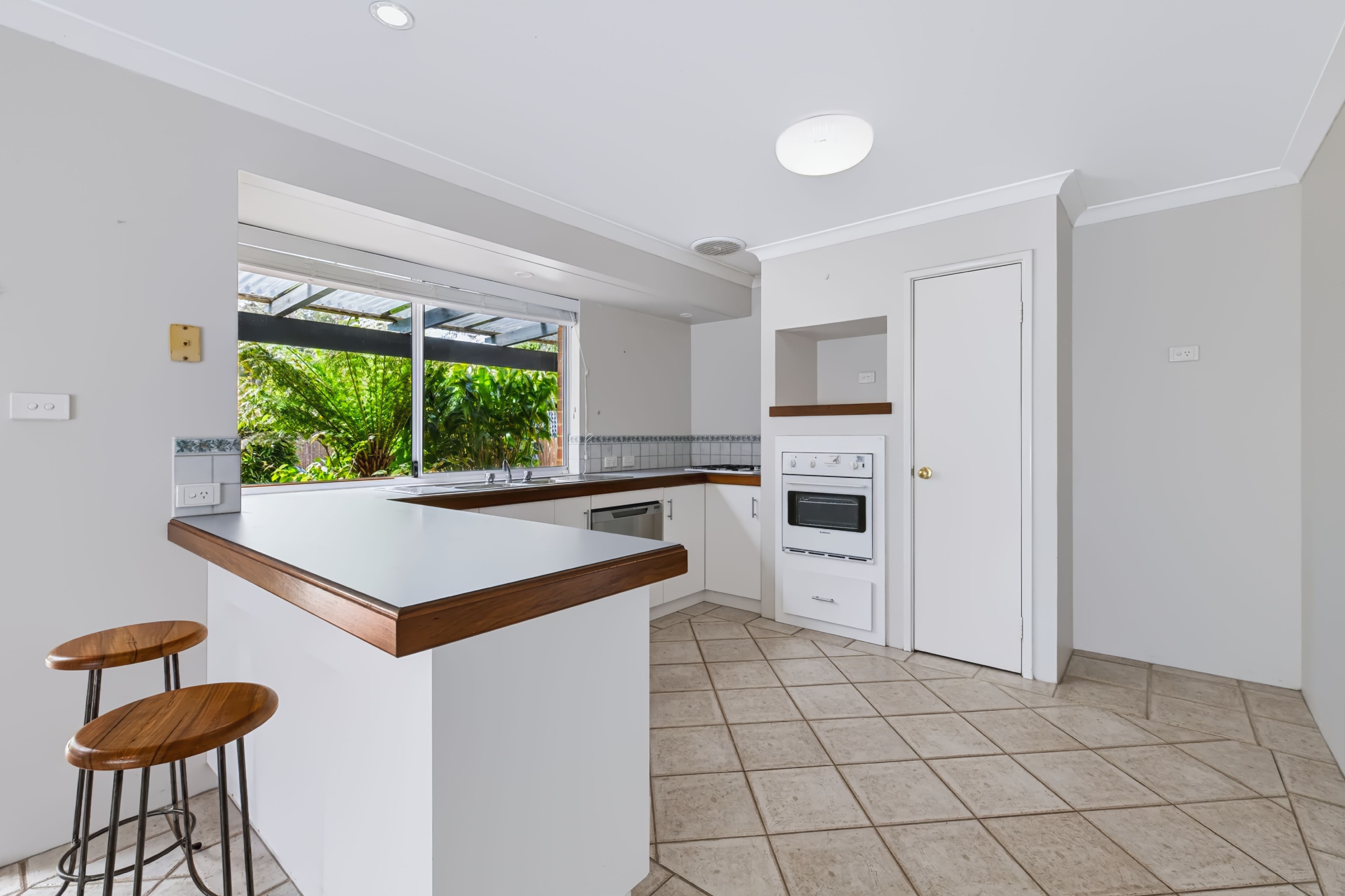 11 Larch Loop, Margaret River, WA 6285