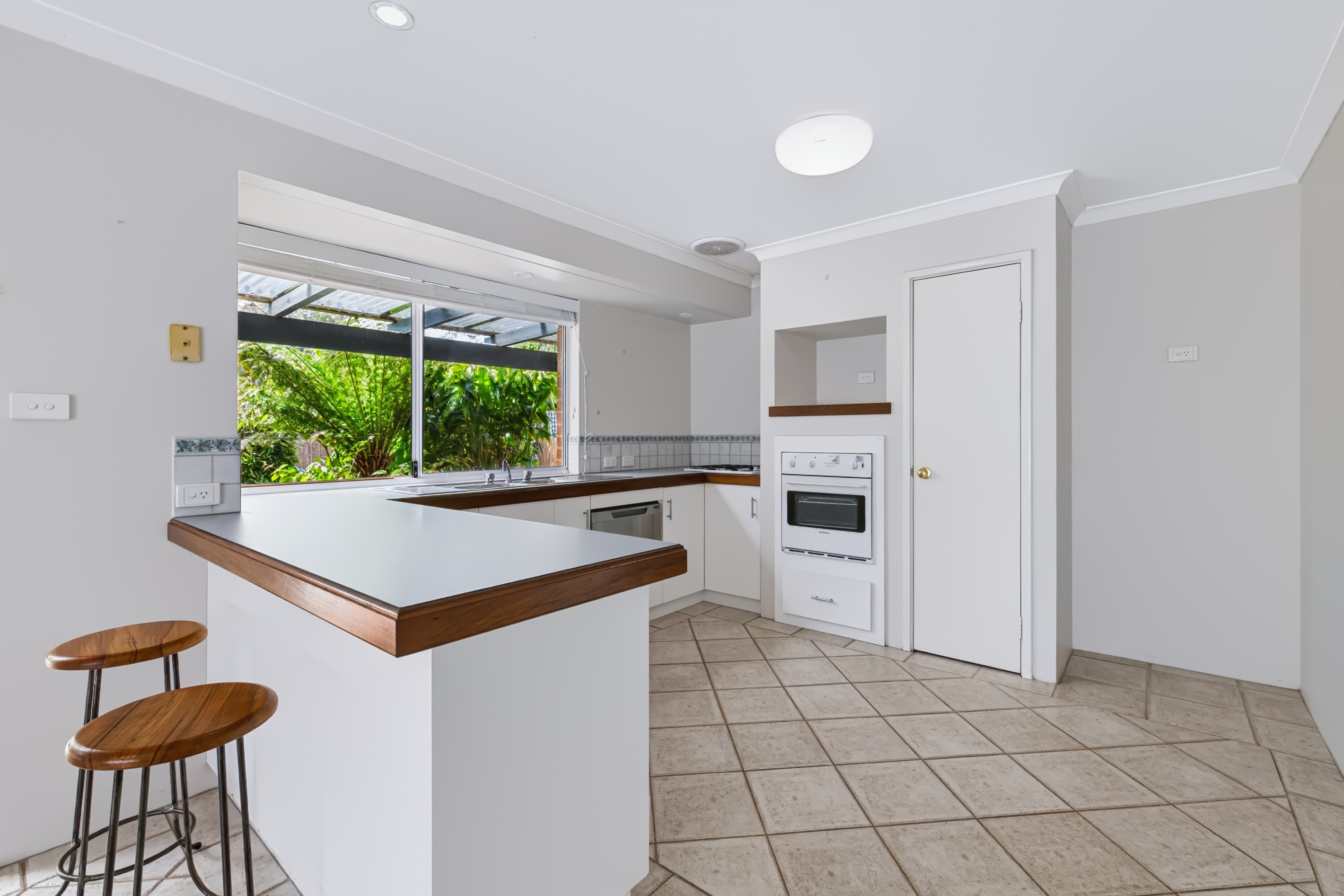 11 Larch Loop, Margaret River, WA 6285
