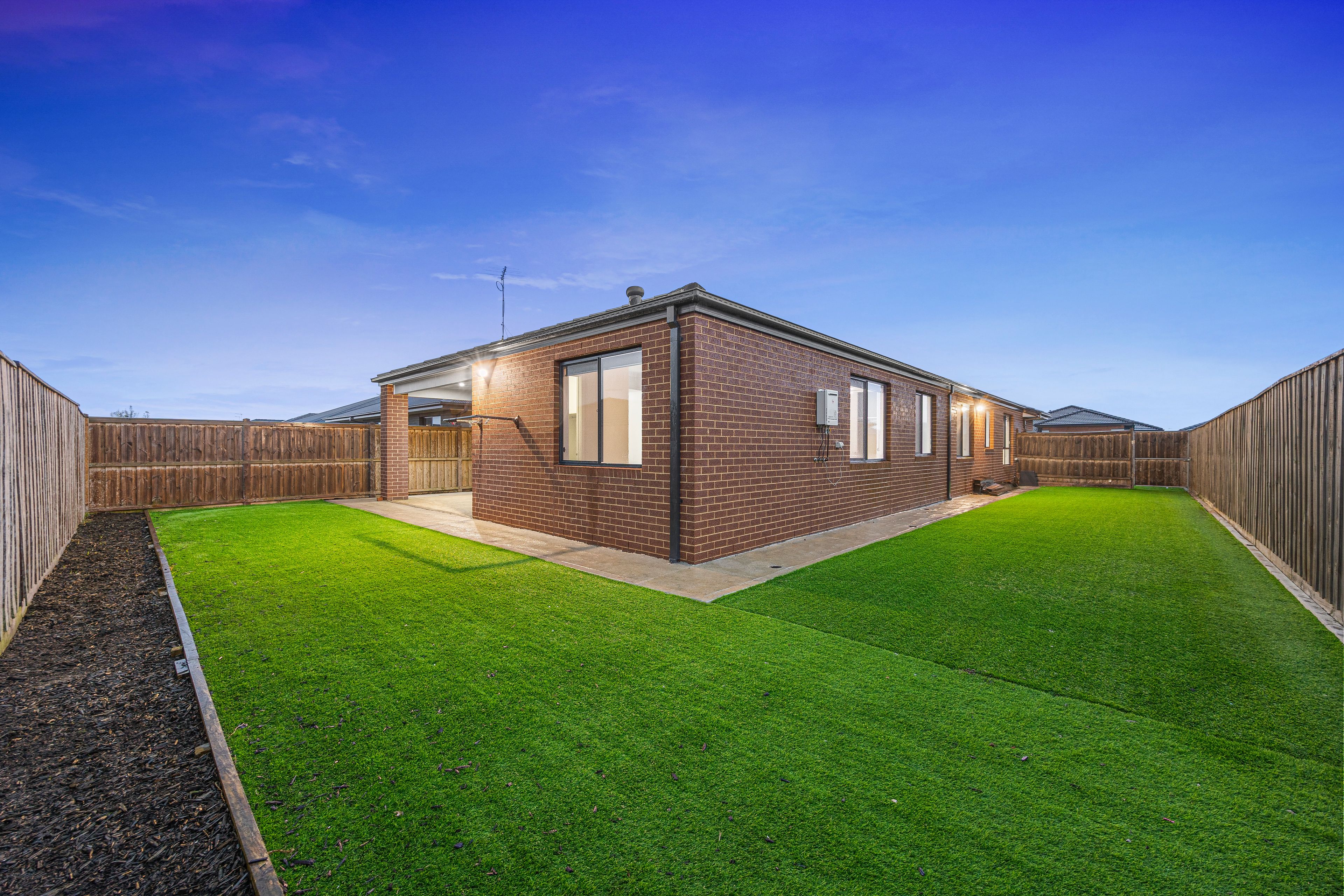7 Grassy Street — photo 19 of 24