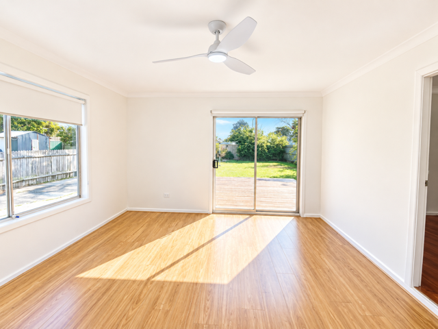 17 Maple Street — photo 7 of 10