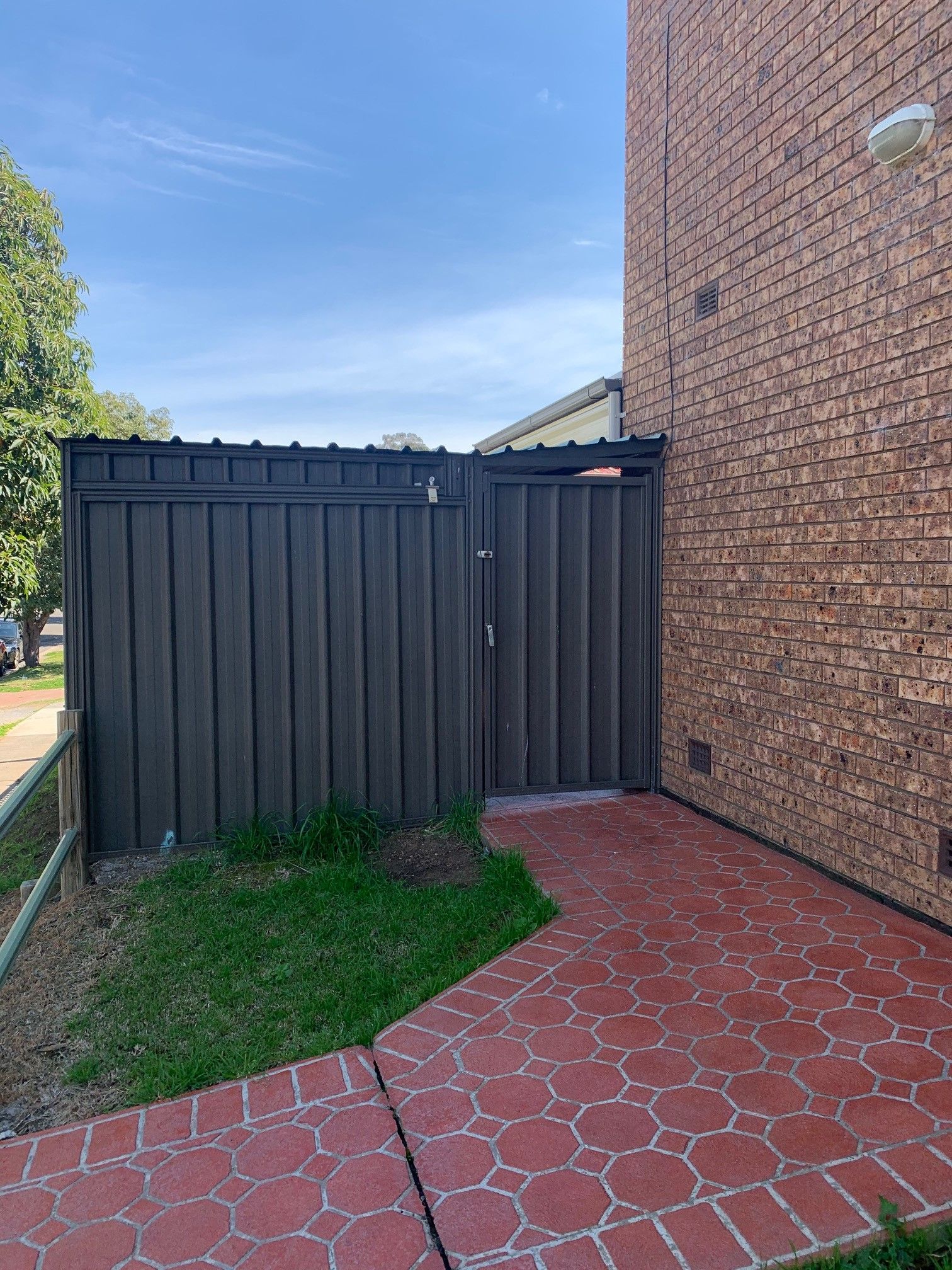 Flat 1 Glen Davis Avenue, Bossley Park, NSW 2176