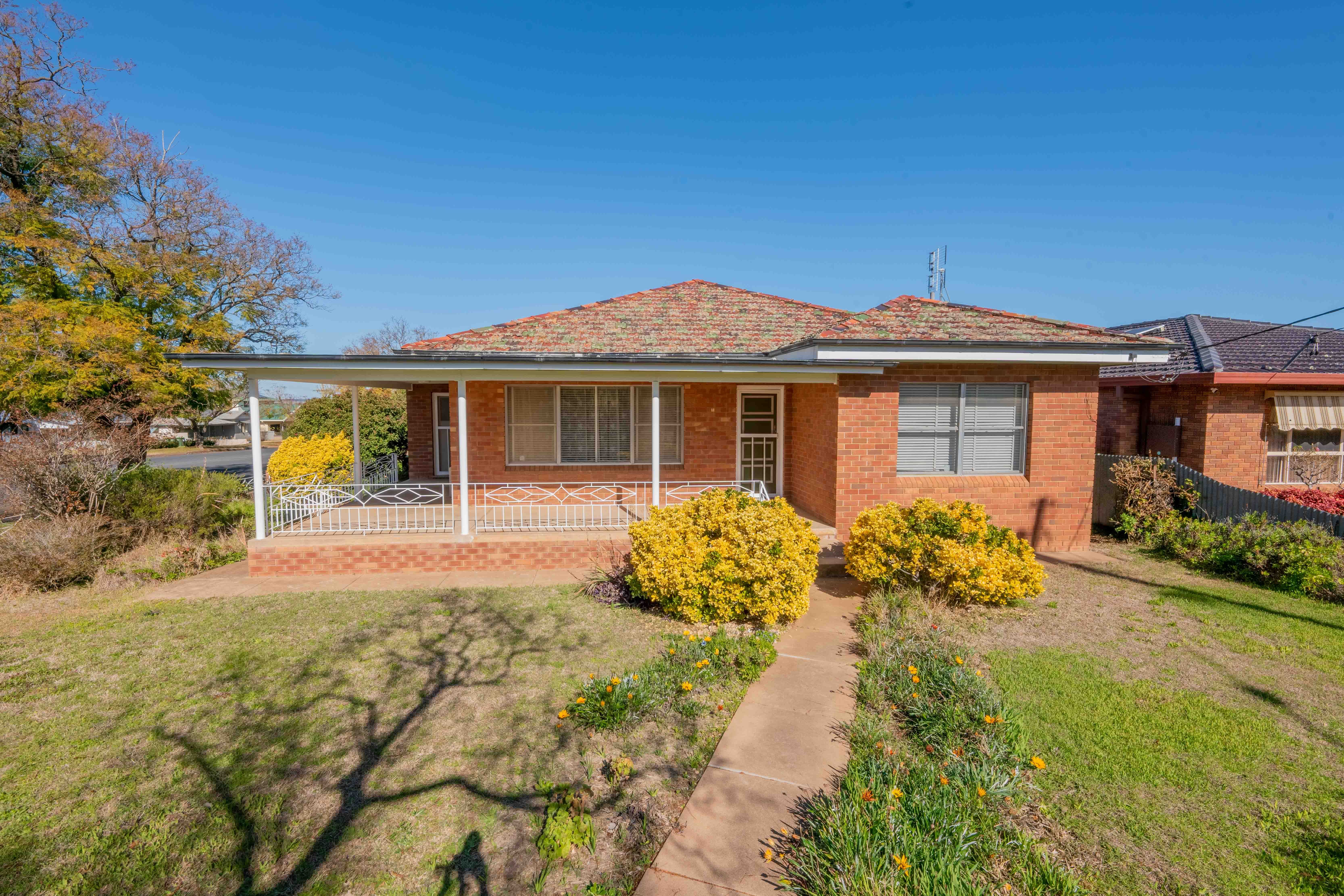 1 Goobang Street, Parkes, NSW 2870