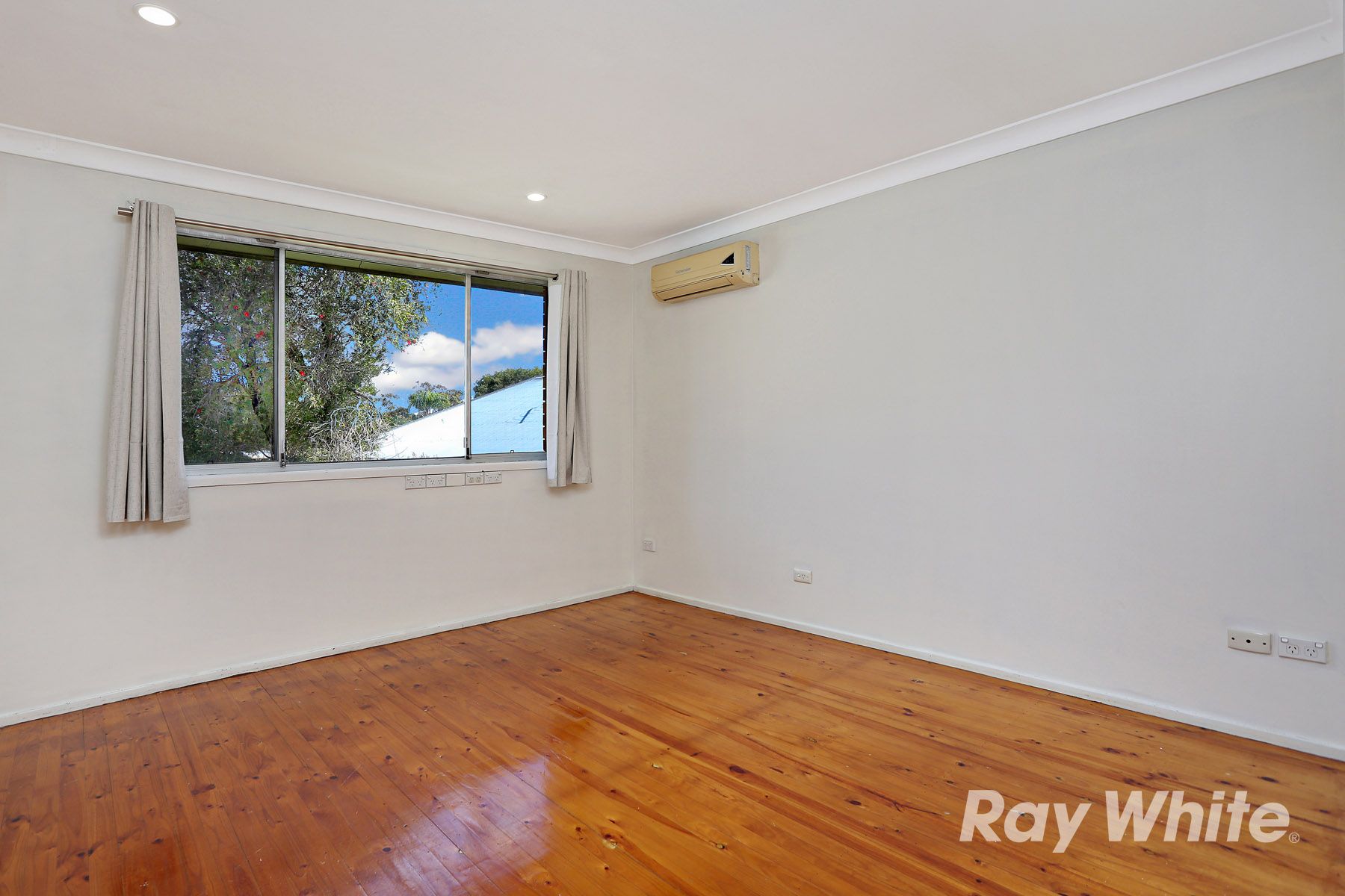 2 Lear Close — photo 8 of 15