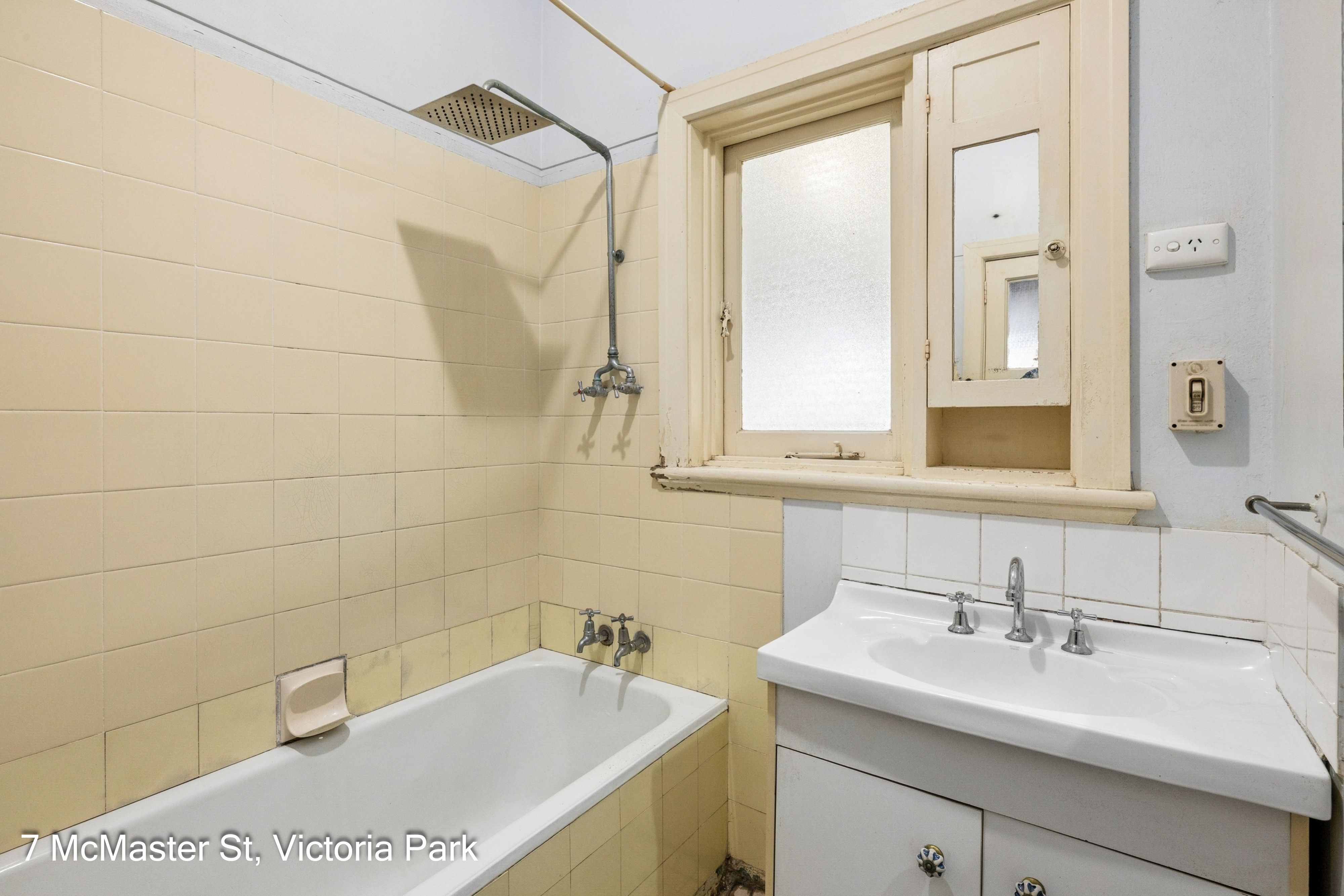 7 & 9 McMaster Street — photo 11 of 30