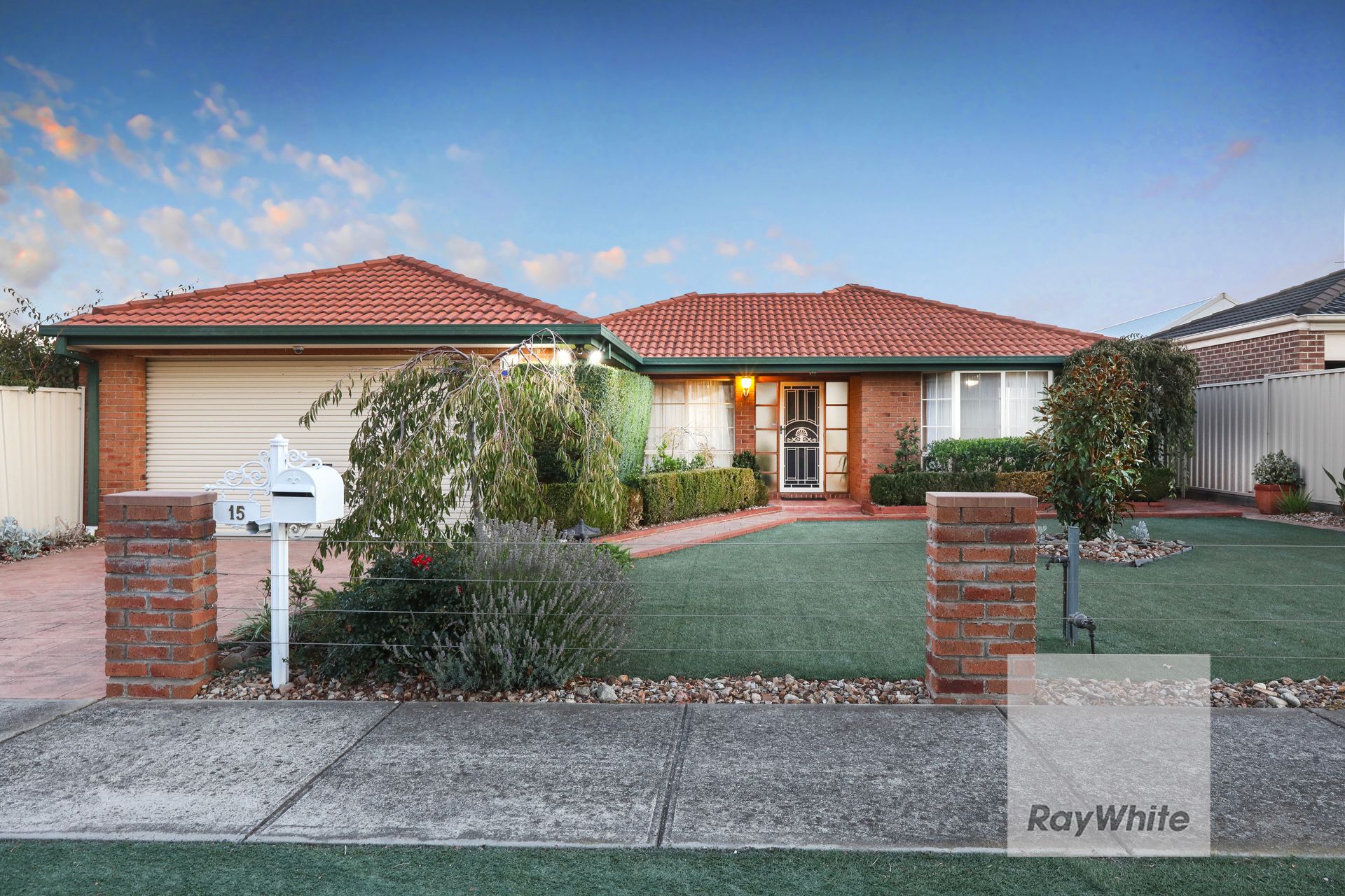 15 Castlehill Avenue, Greenvale, VIC 3059
