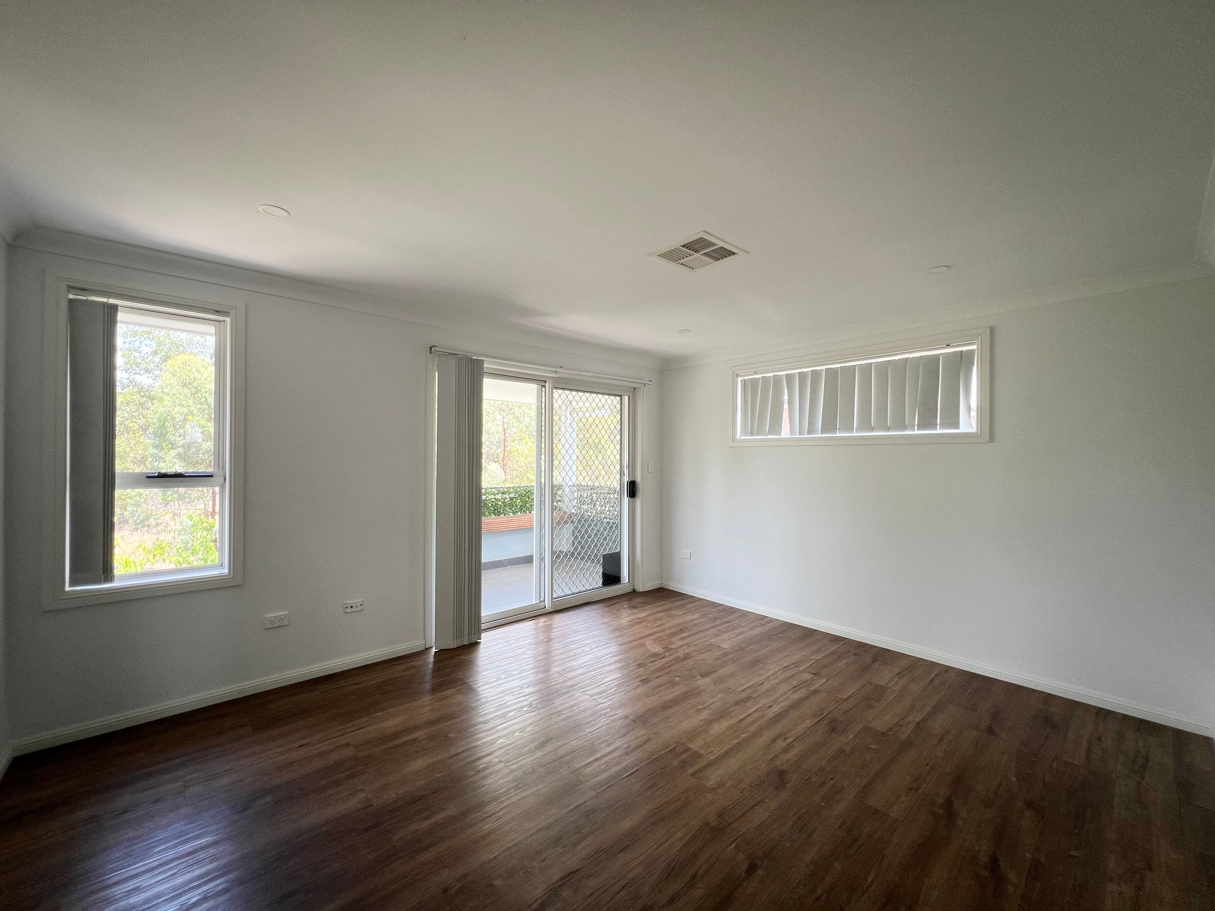 130 Lakeside Parade, Jordan Springs, NSW