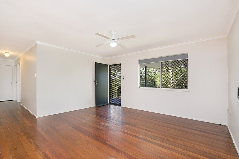 35 Shortland Street, Springwood, QLD 4127