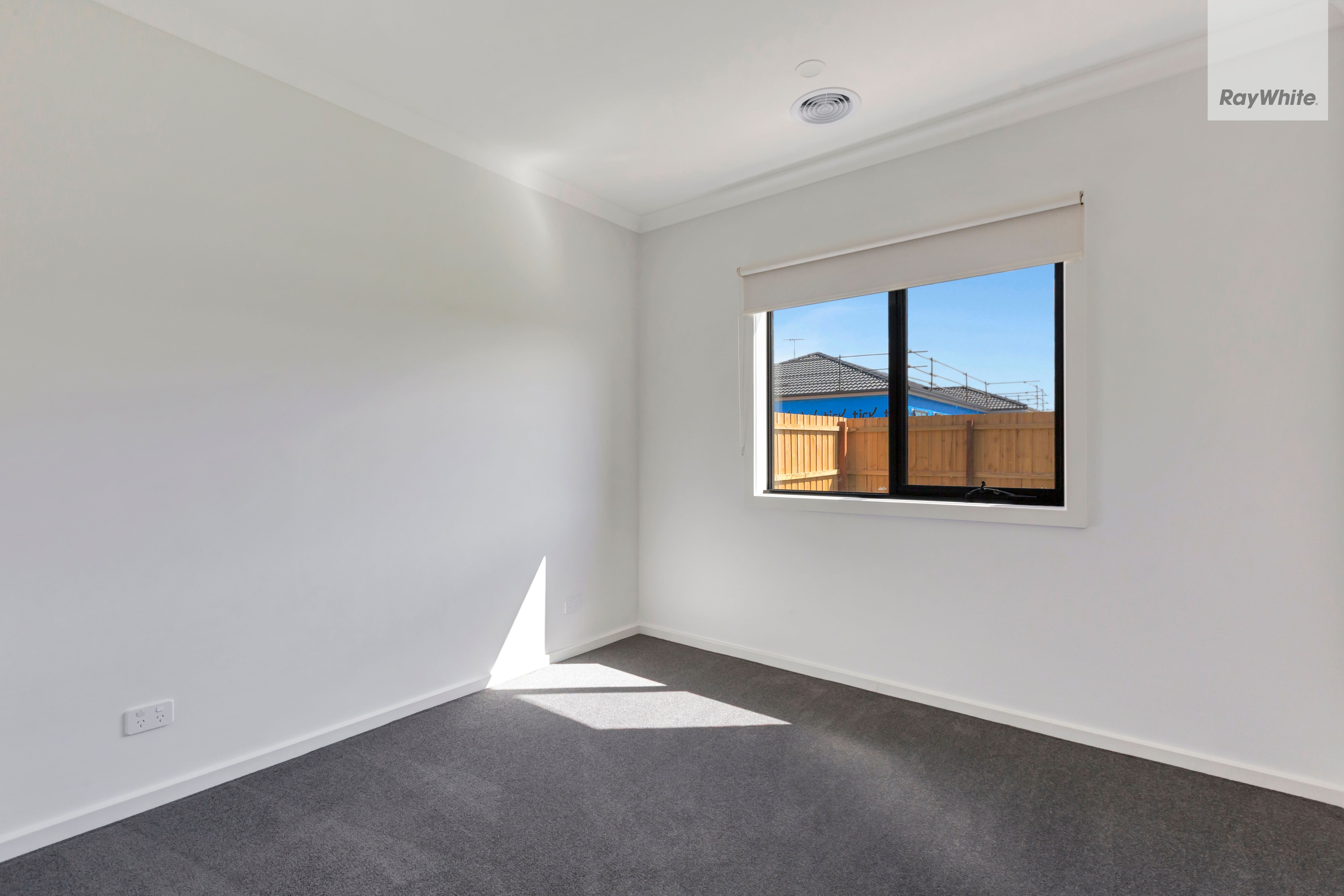 16 Hammer Street — photo 9 of 12