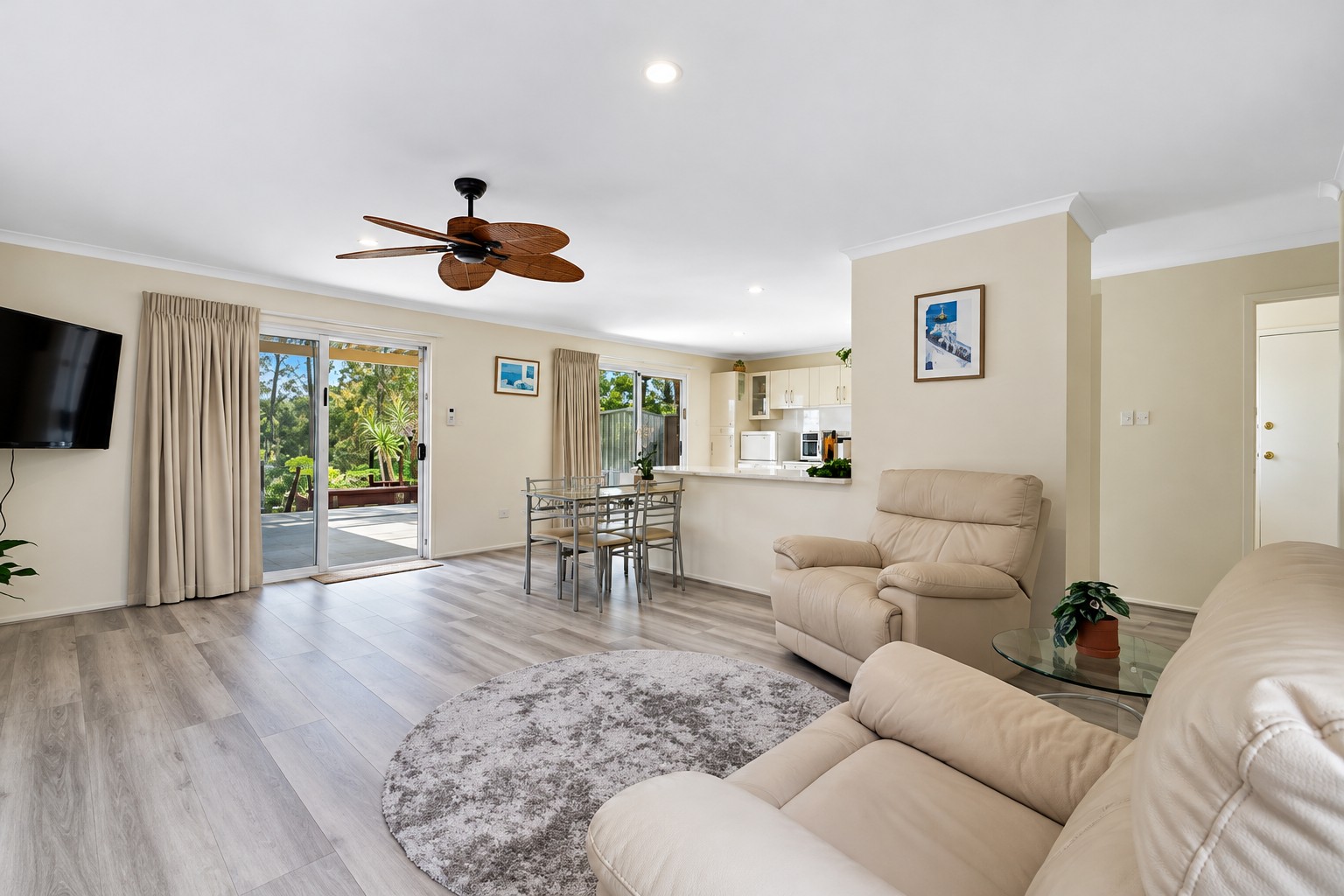 17 River Oak Drive, Helensvale, QLD 4212