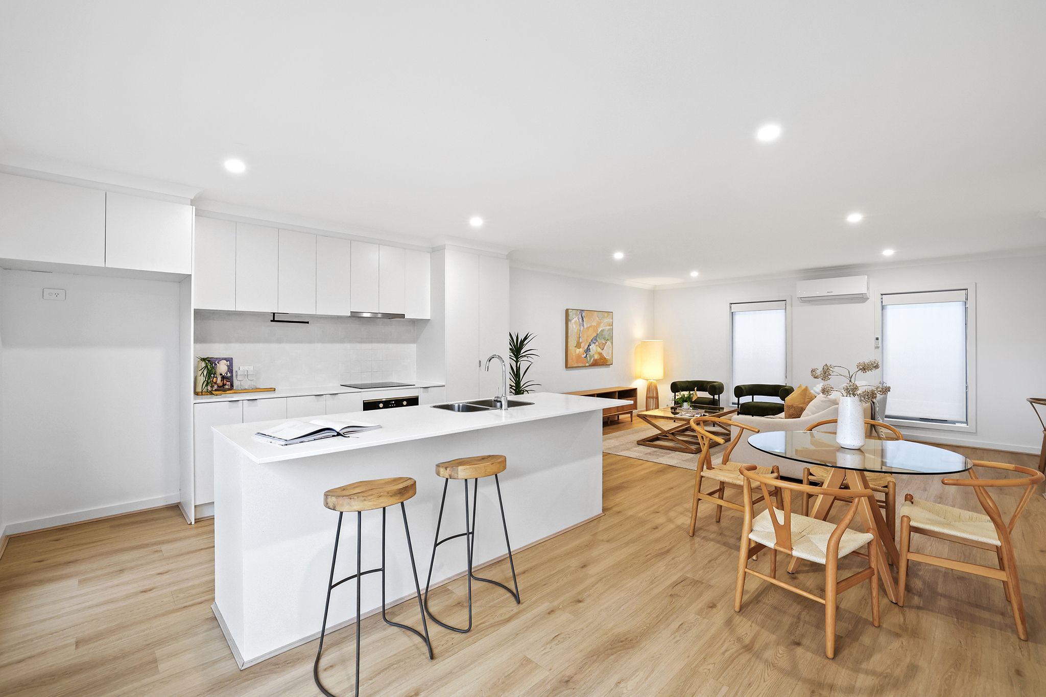 2/11 Lardner Road — photo 4 of 26