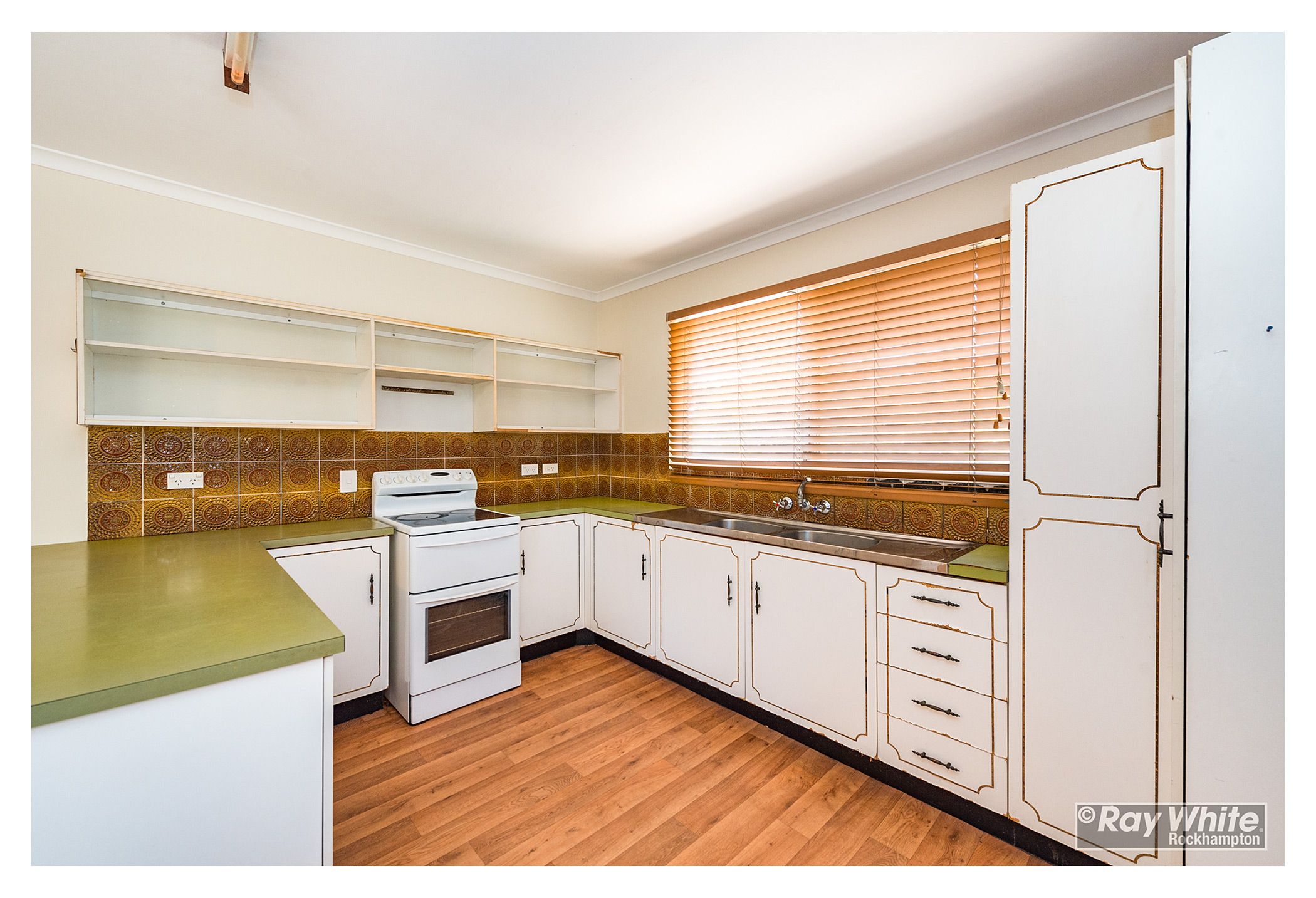 19 McColl Street, Norman Gardens, QLD 4701