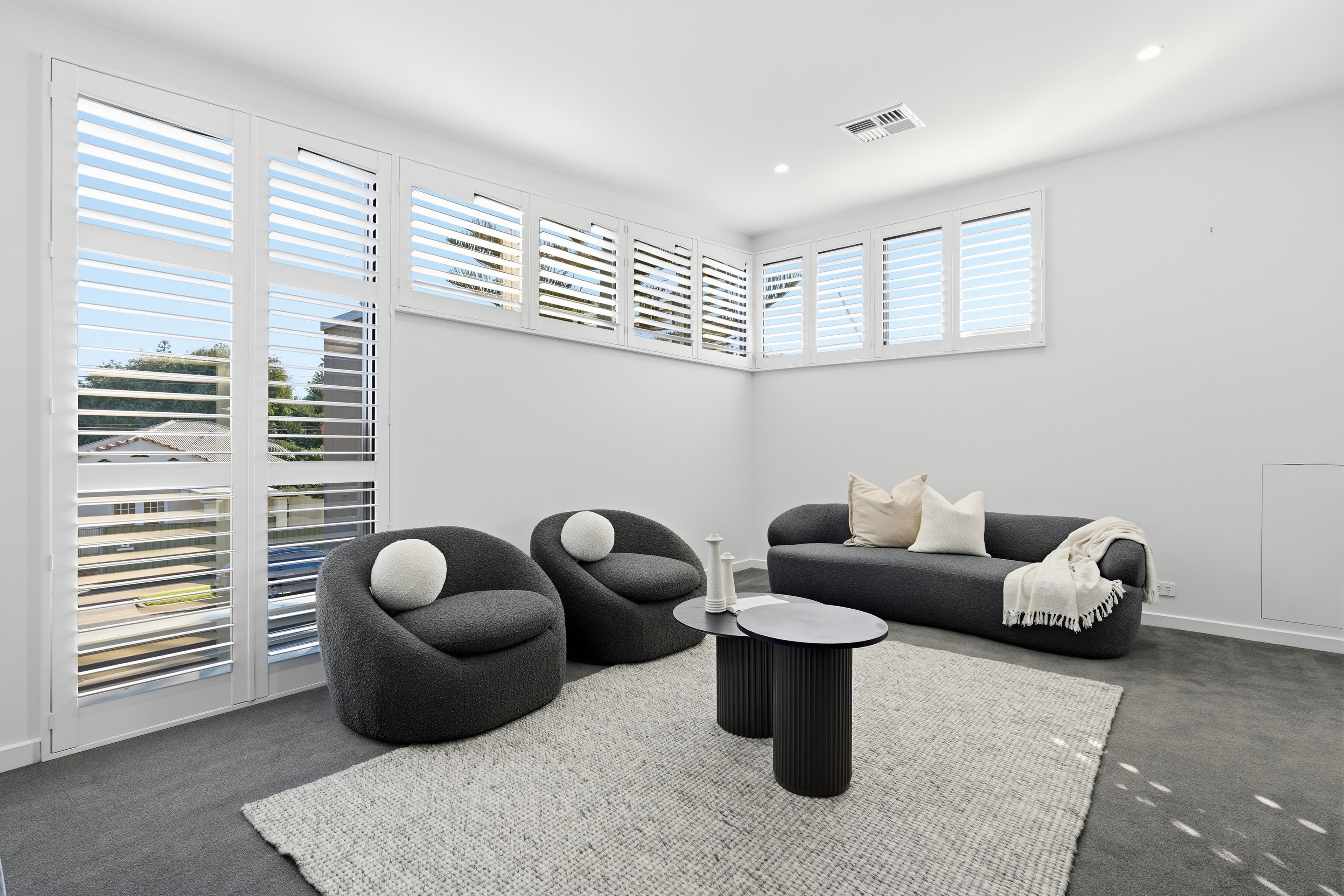 4 Charles Sturt Avenue — photo 26 of 30