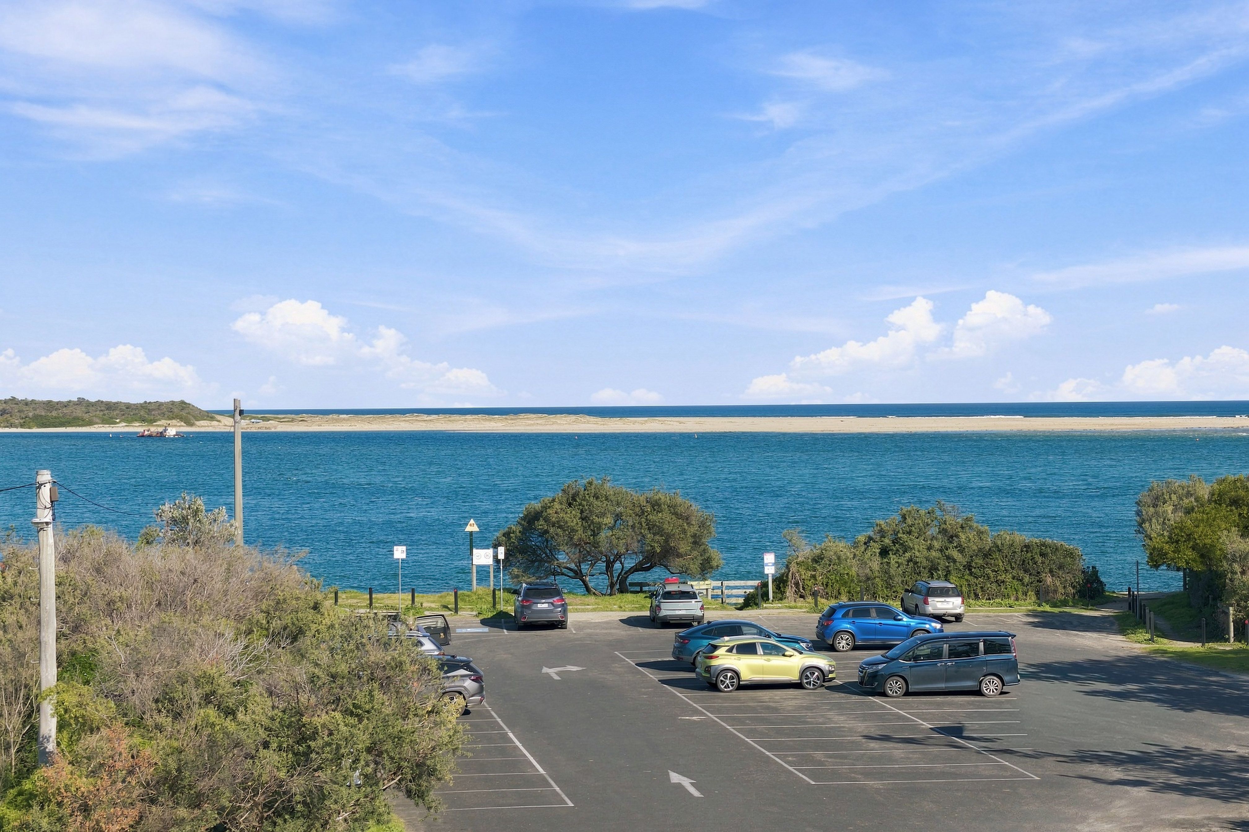 17 The Esplanade — photo 10 of 30