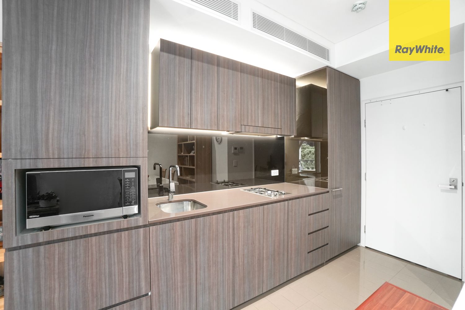 101A/45 Macquarie Street — photo 4 of 14