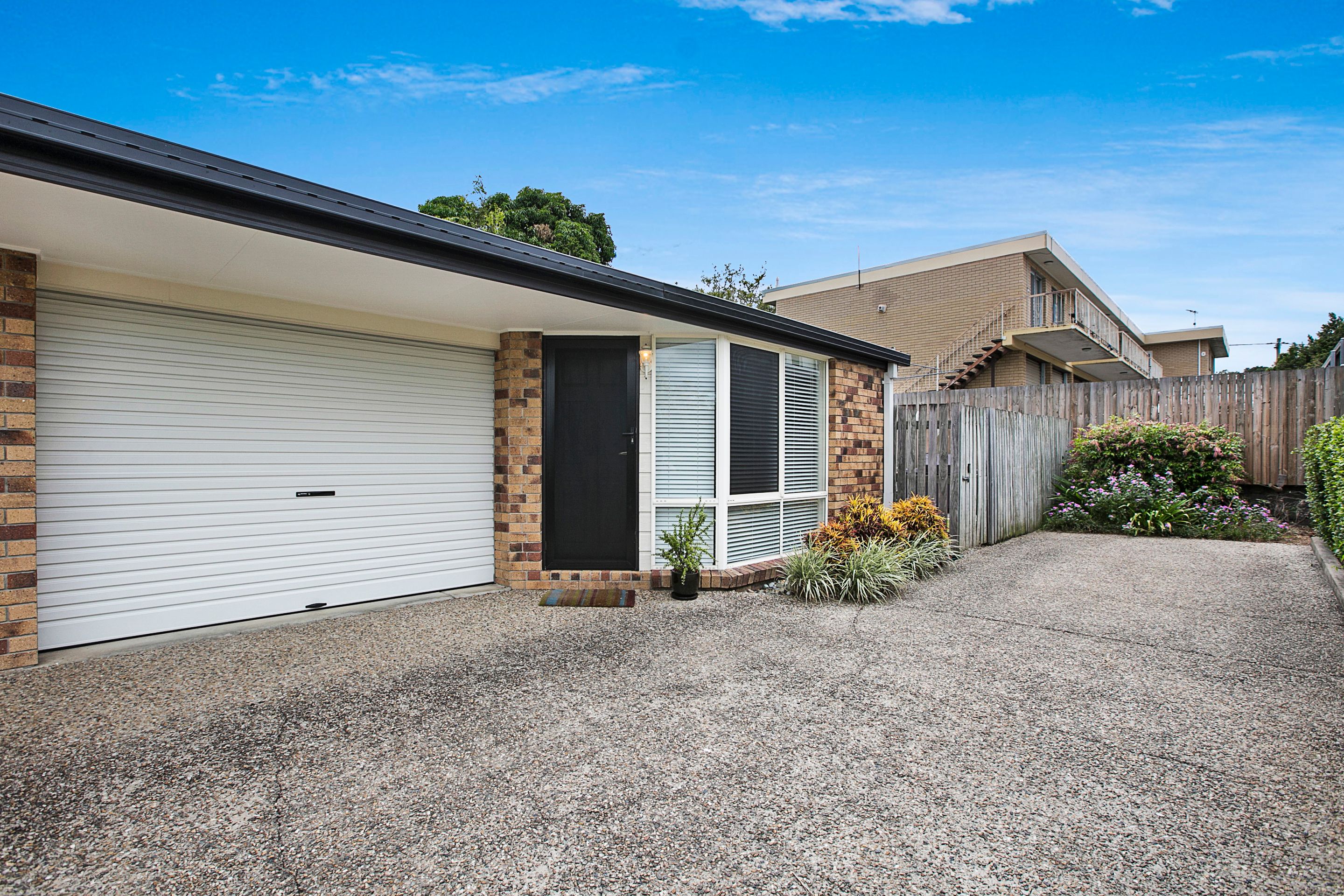 12 Clara Street, Annerley QLD 4103