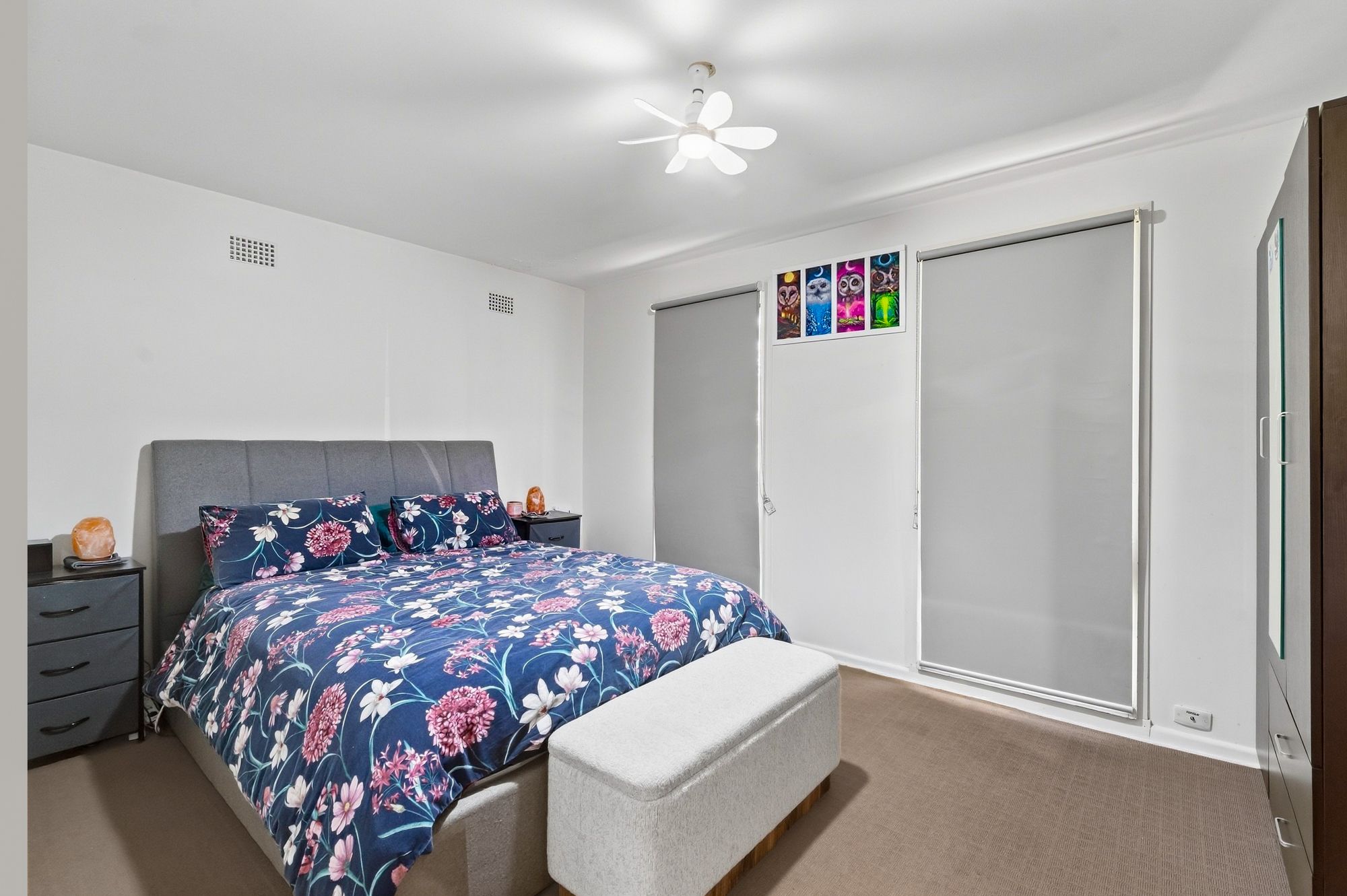 8 Elizabeth Way — photo 5 of 10