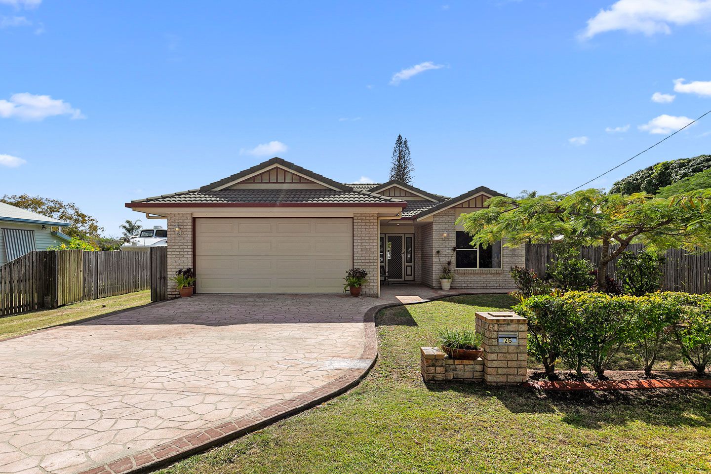 25 Corser Street, Point Vernon, QLD 4655