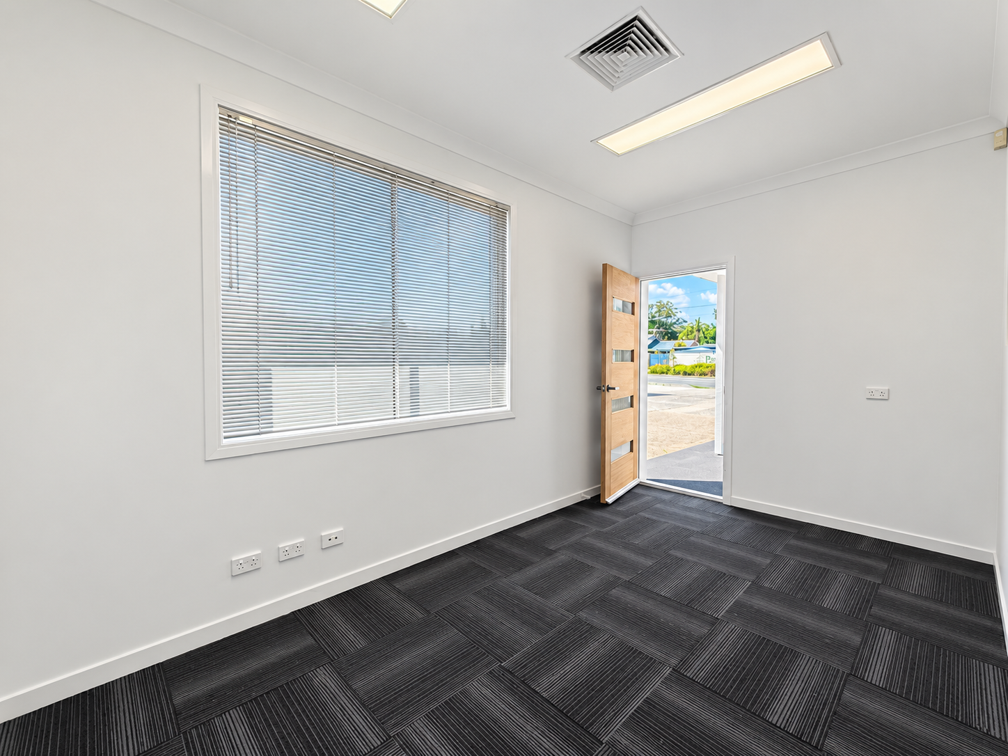26 Vanessa Boulevard, Springwood, QLD 4127