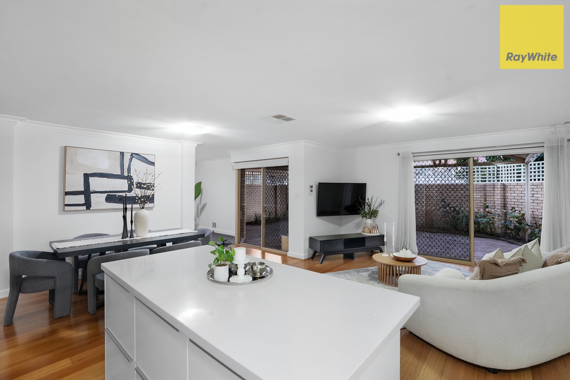 110 Birkdale Street — photo 5 of 30