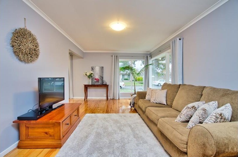 1 Halbert Street, Wendouree, VIC 3355