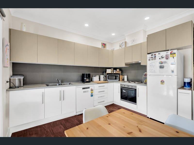 17 Nyora Crescent — photo 13 of 30