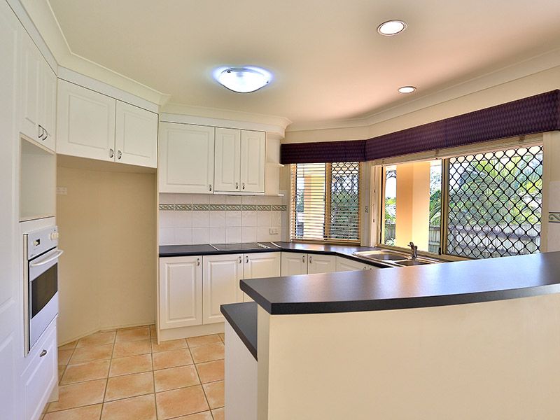 12 Bening Place, McDowall QLD 4053