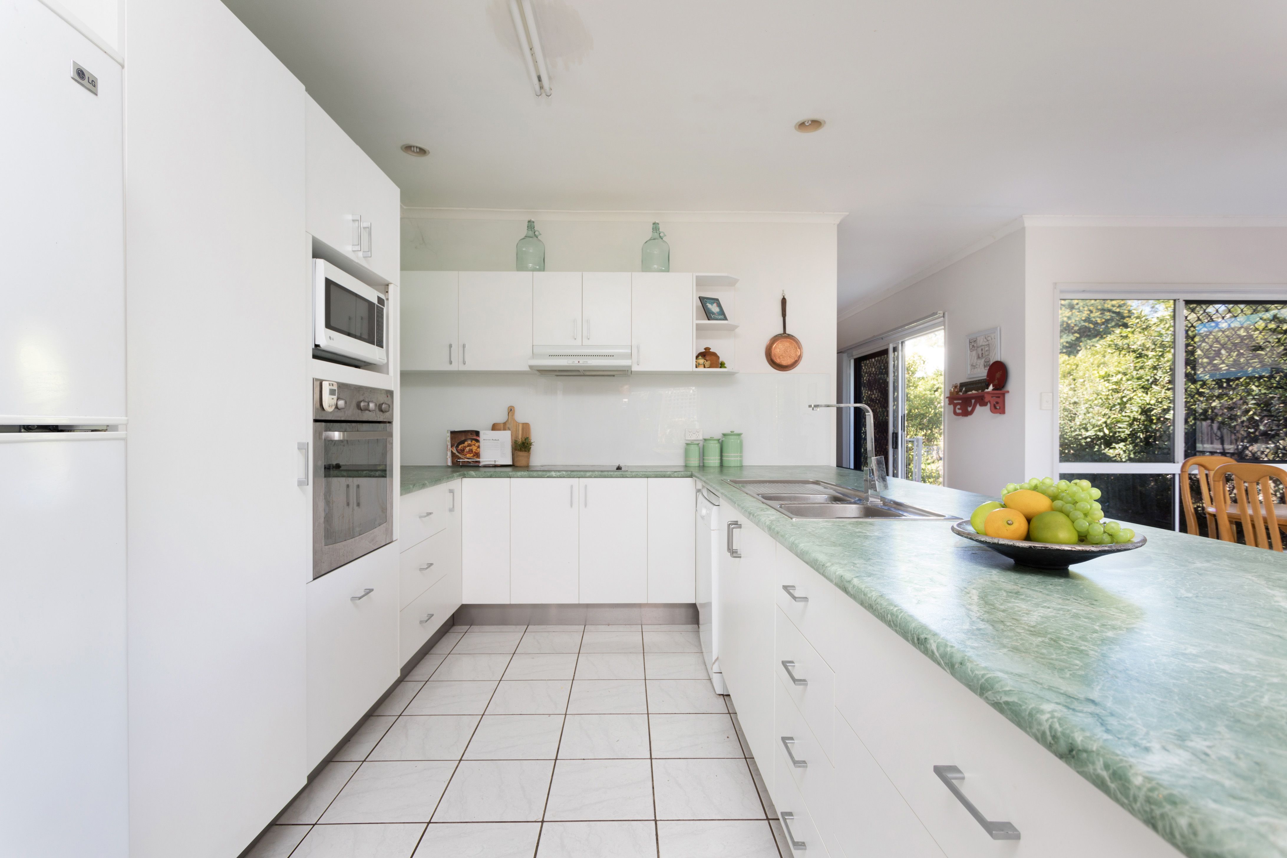 4 Tarrilli Place, Carseldine, QLD 4034