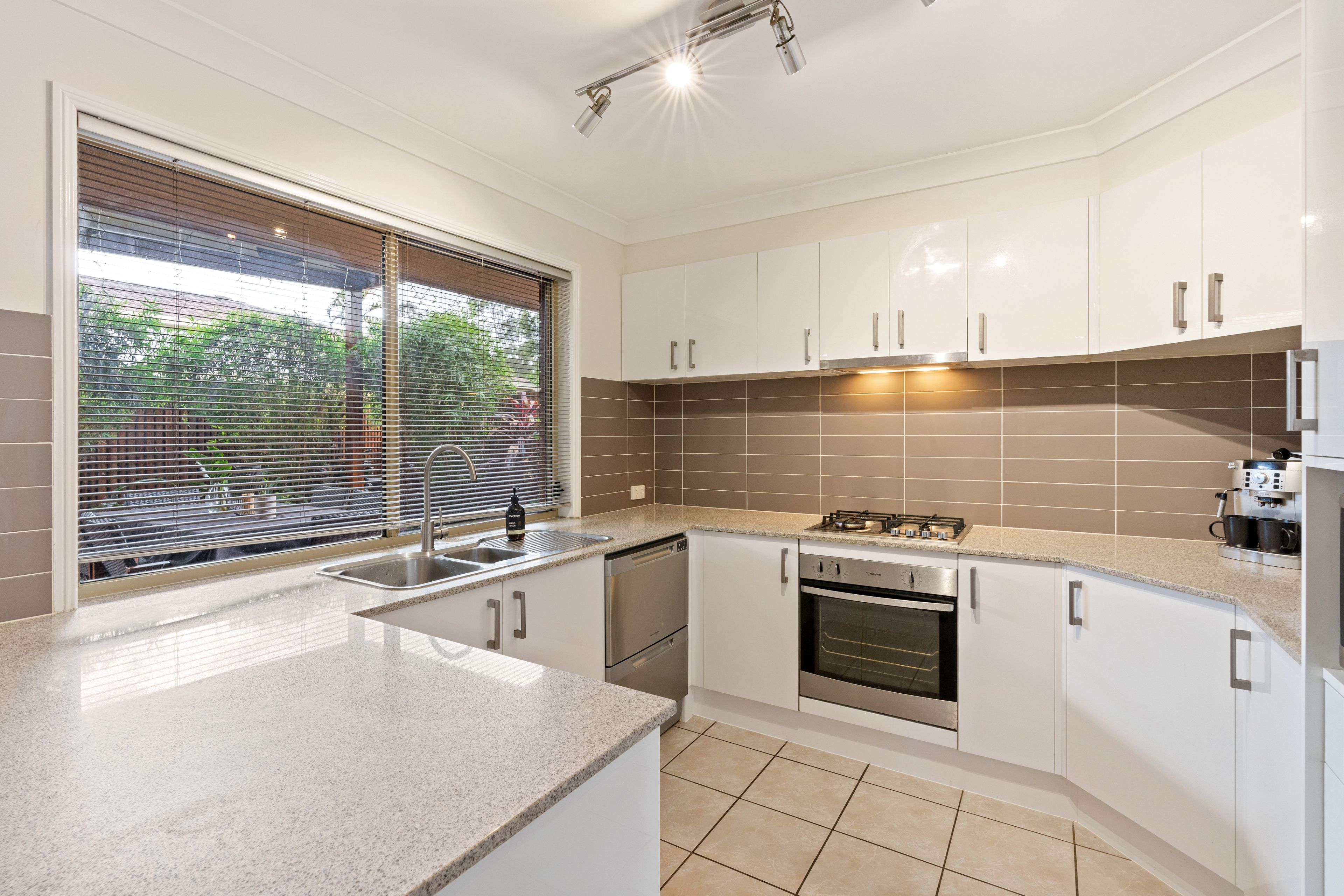 31 Rose Crescent, Fitzgibbon, QLD 4018