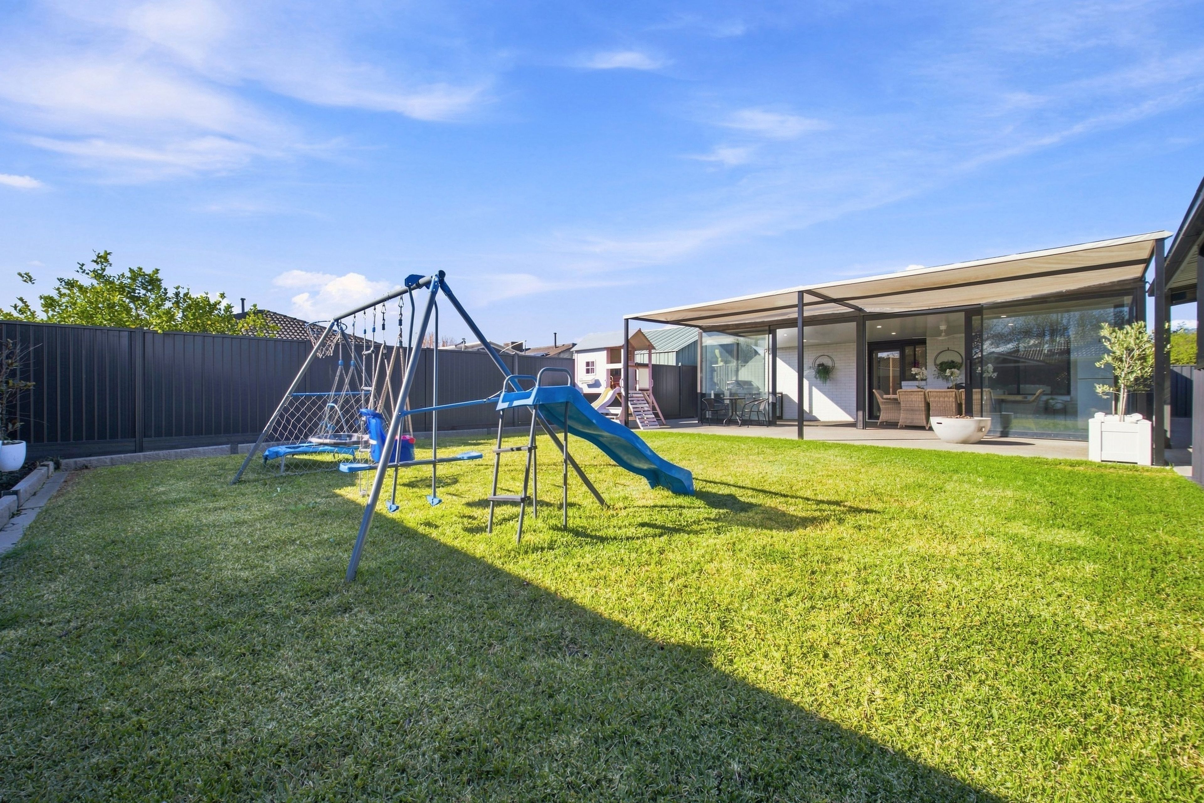 7 Cambridge Close — photo 22 of 30