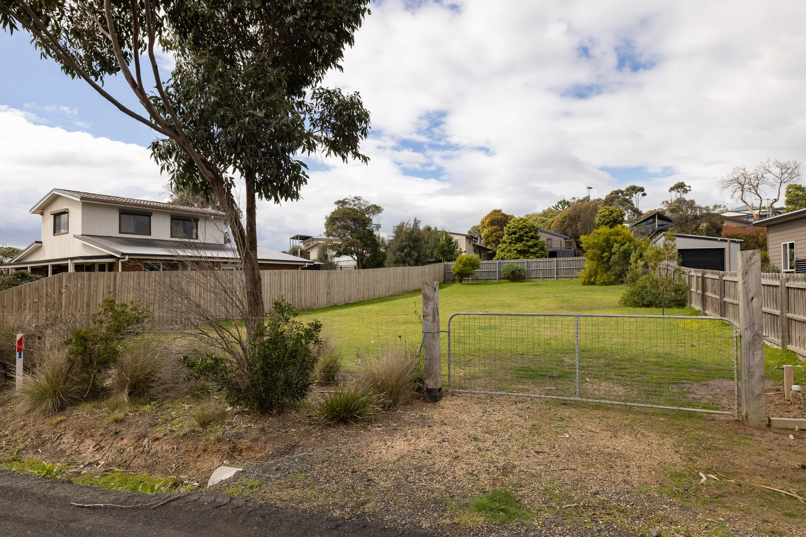 17 Galleon Crescent, Sunset Strip, VIC 3922