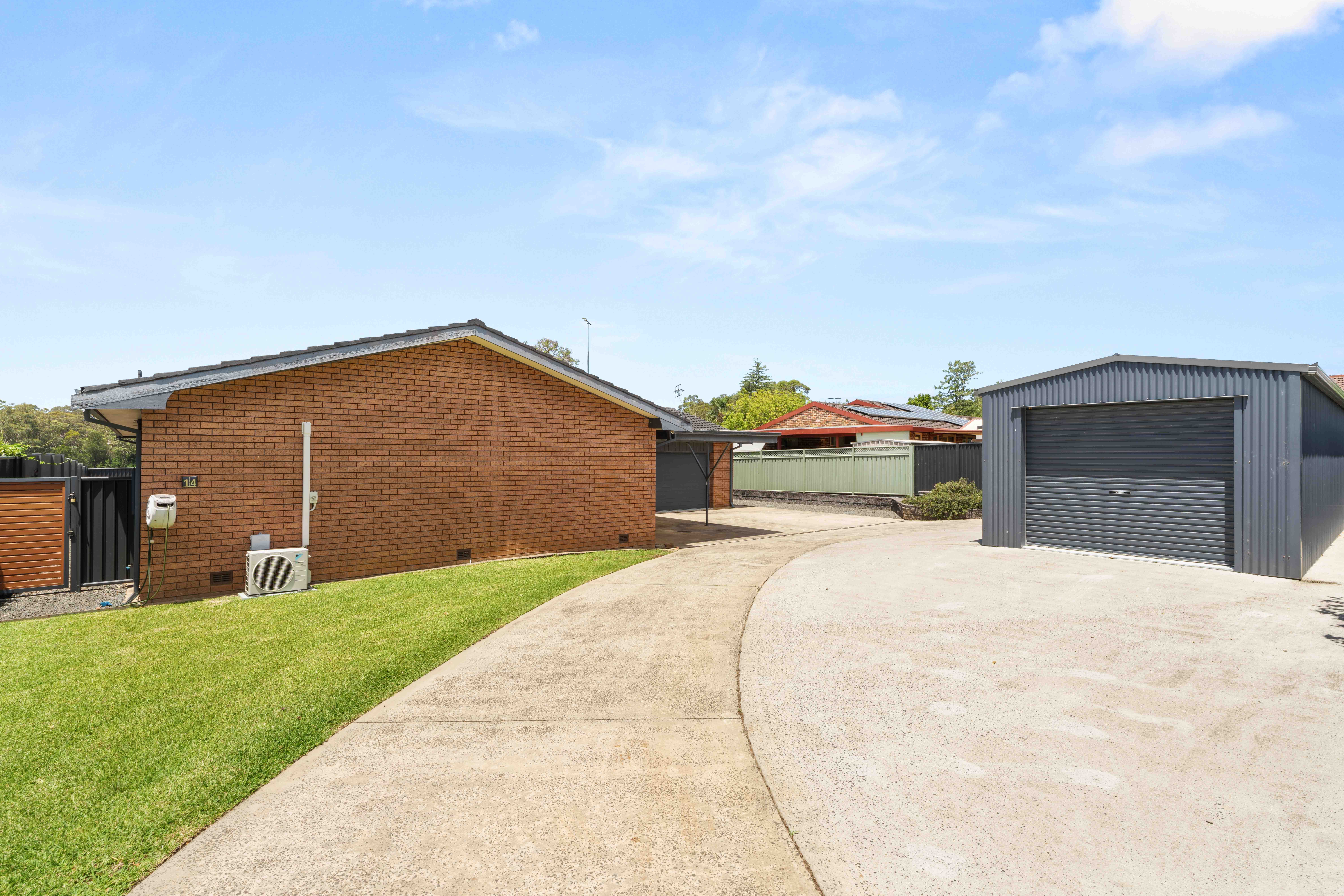 14 Jasmine Drive, Bomaderry, NSW 2541