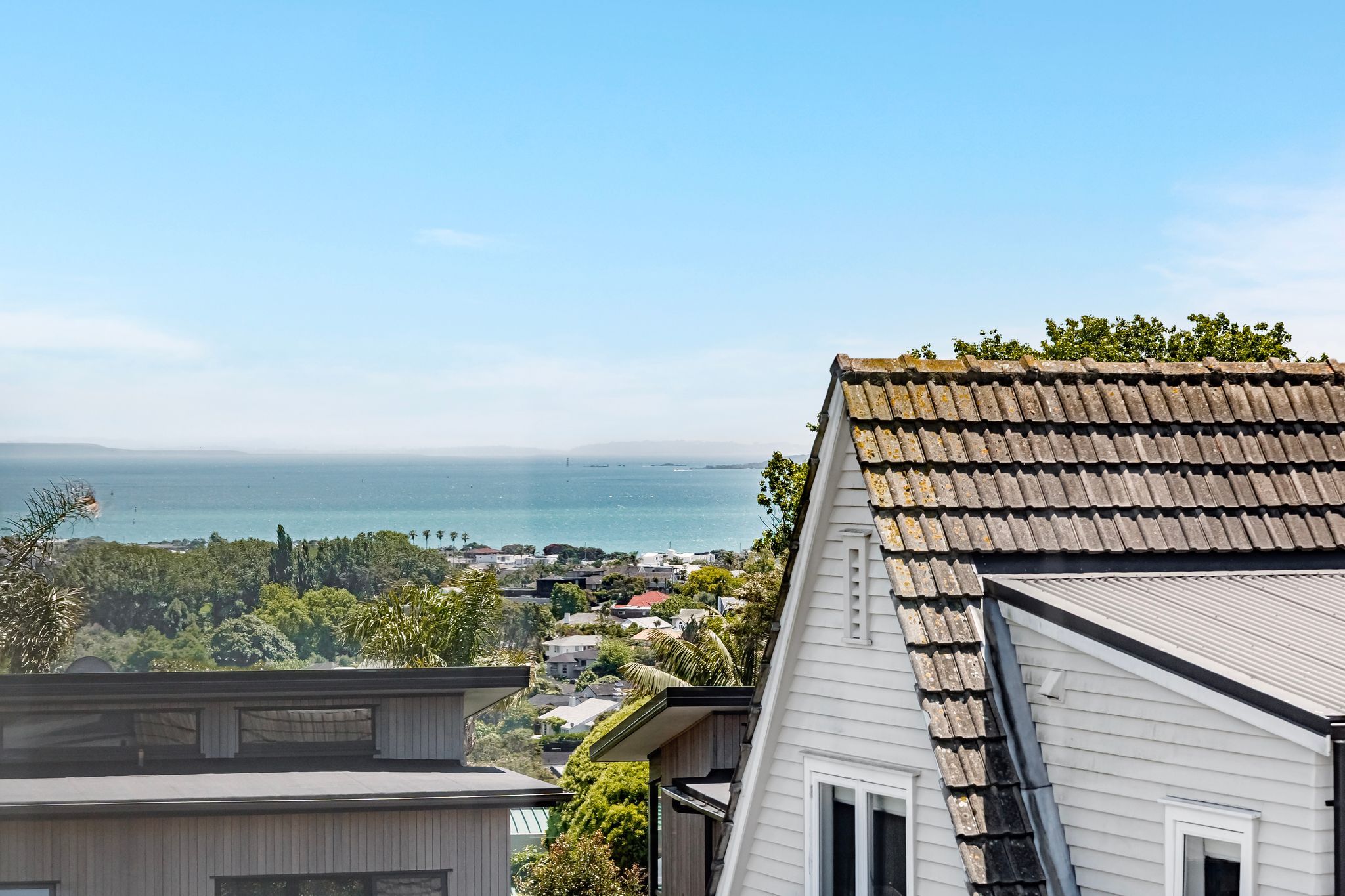 12/4 Glen Atkinson Street, St Heliers