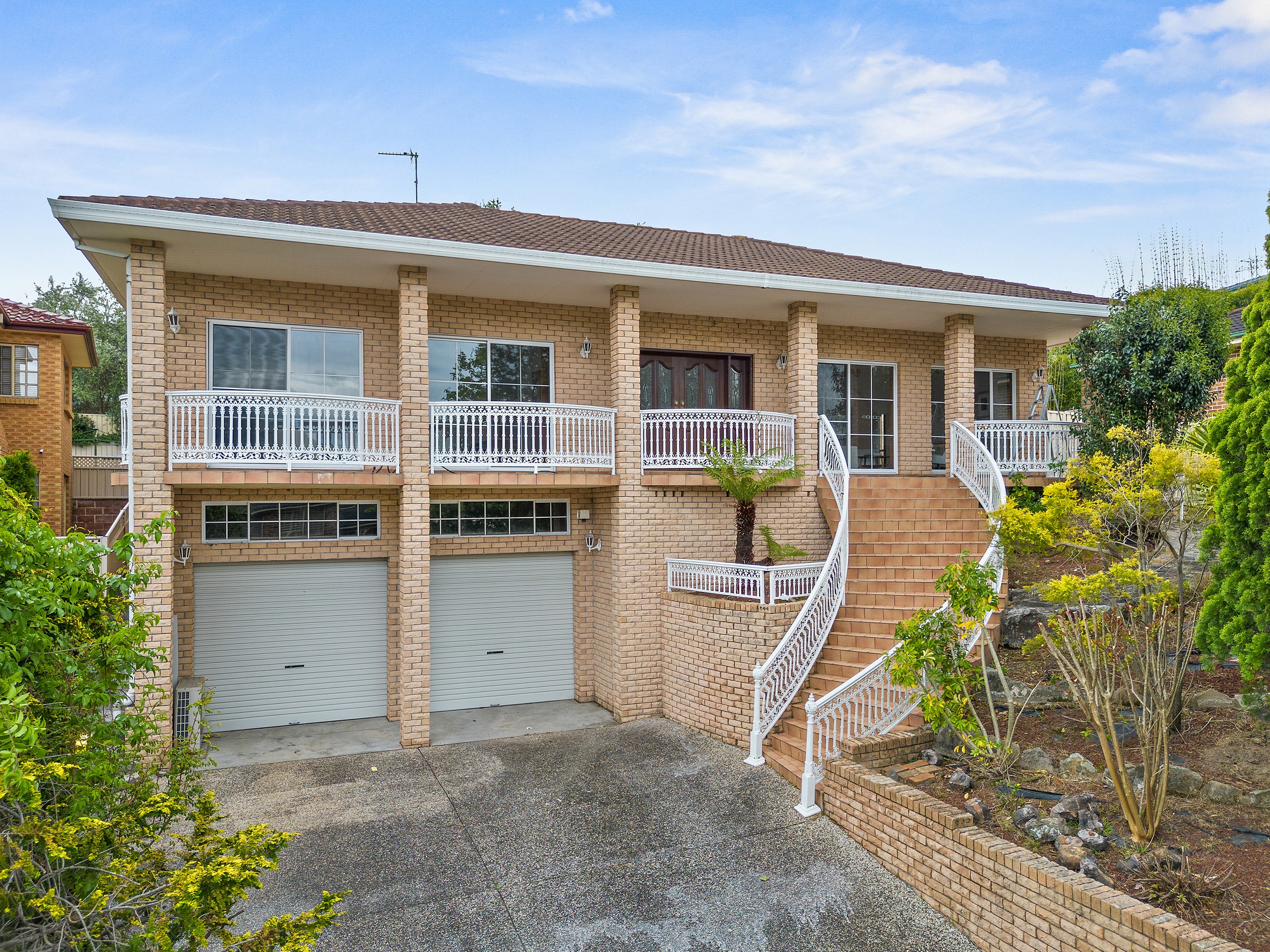6 Jarrah Crescent, Cordeaux Heights, NSW 2526