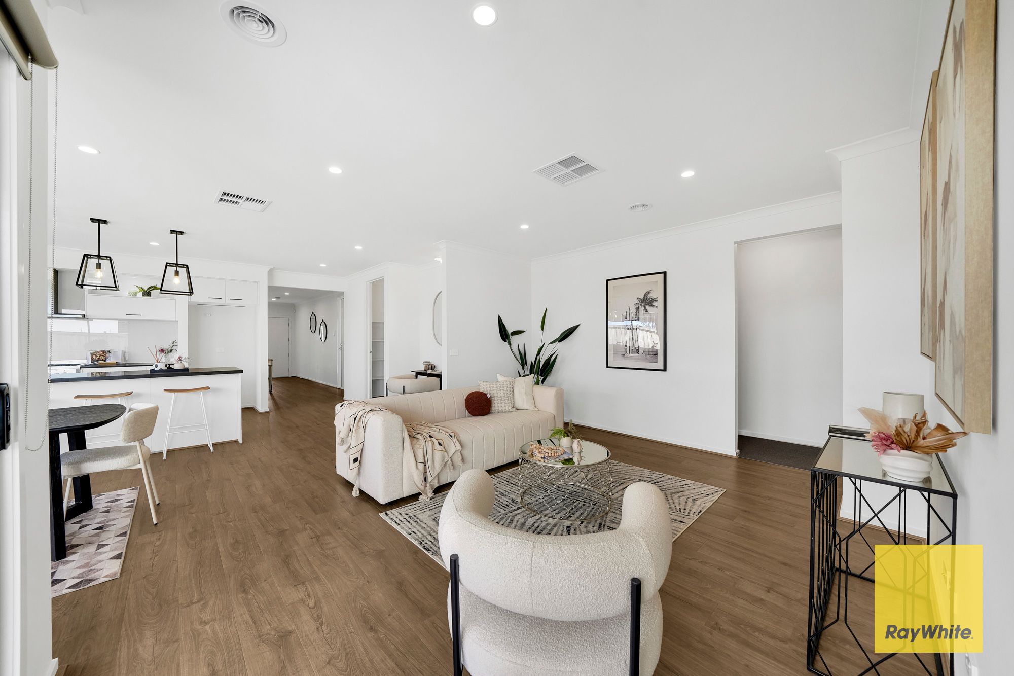 39 Delhi Grove — photo 11 of 19