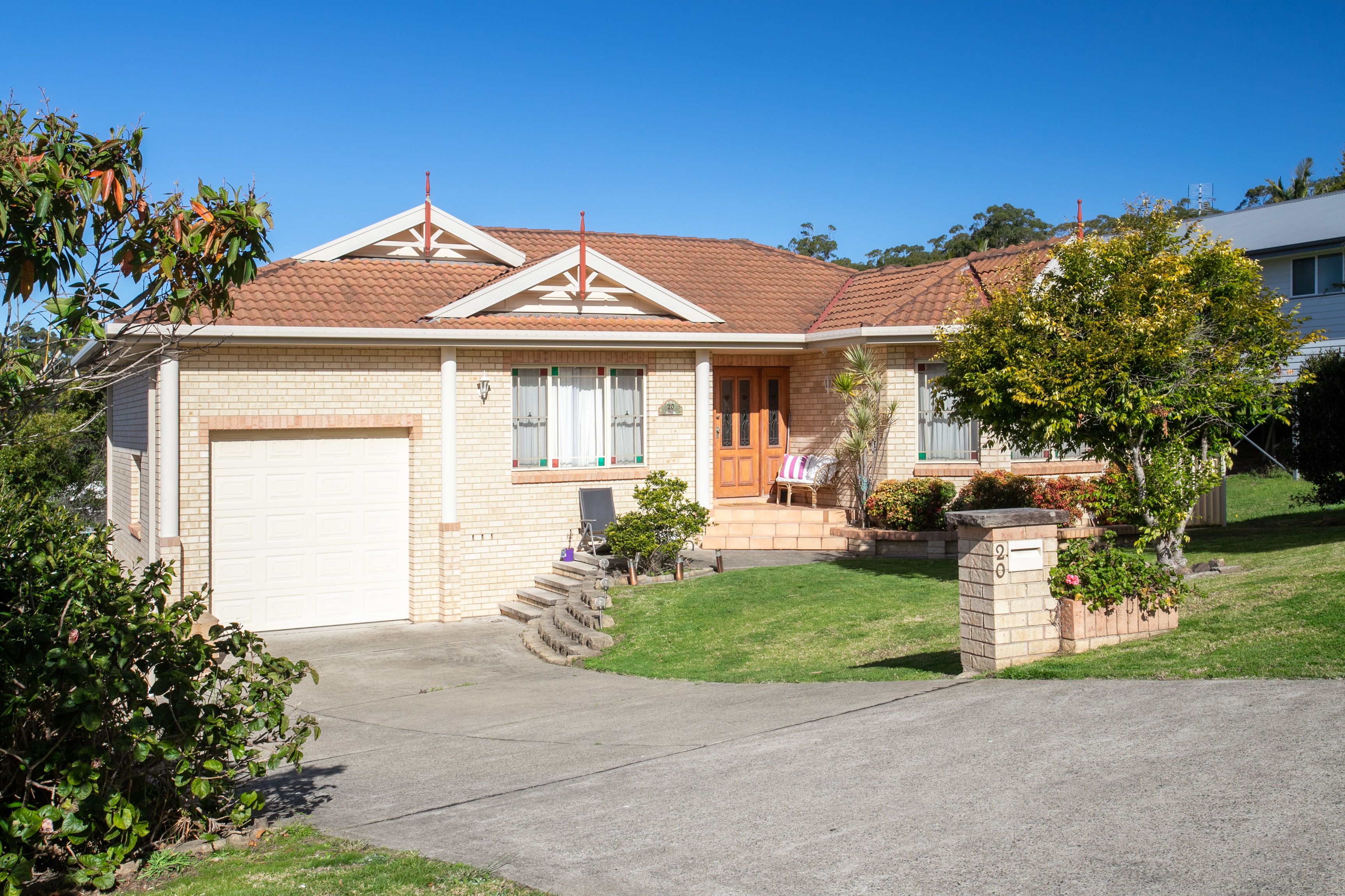 20 Seaspray Street, Narrawallee NSW 2539