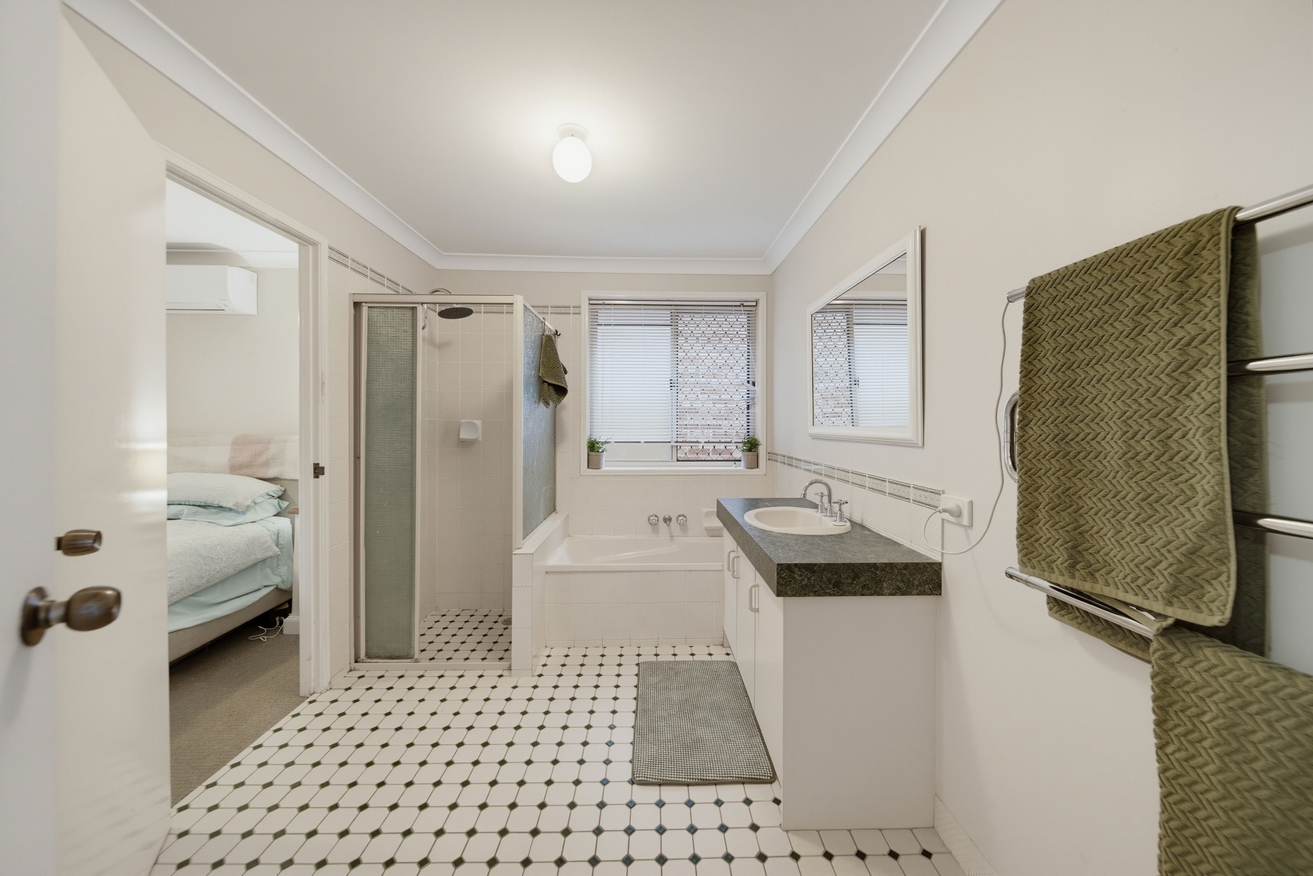 81 Banksia Circuit — photo 9 of 16