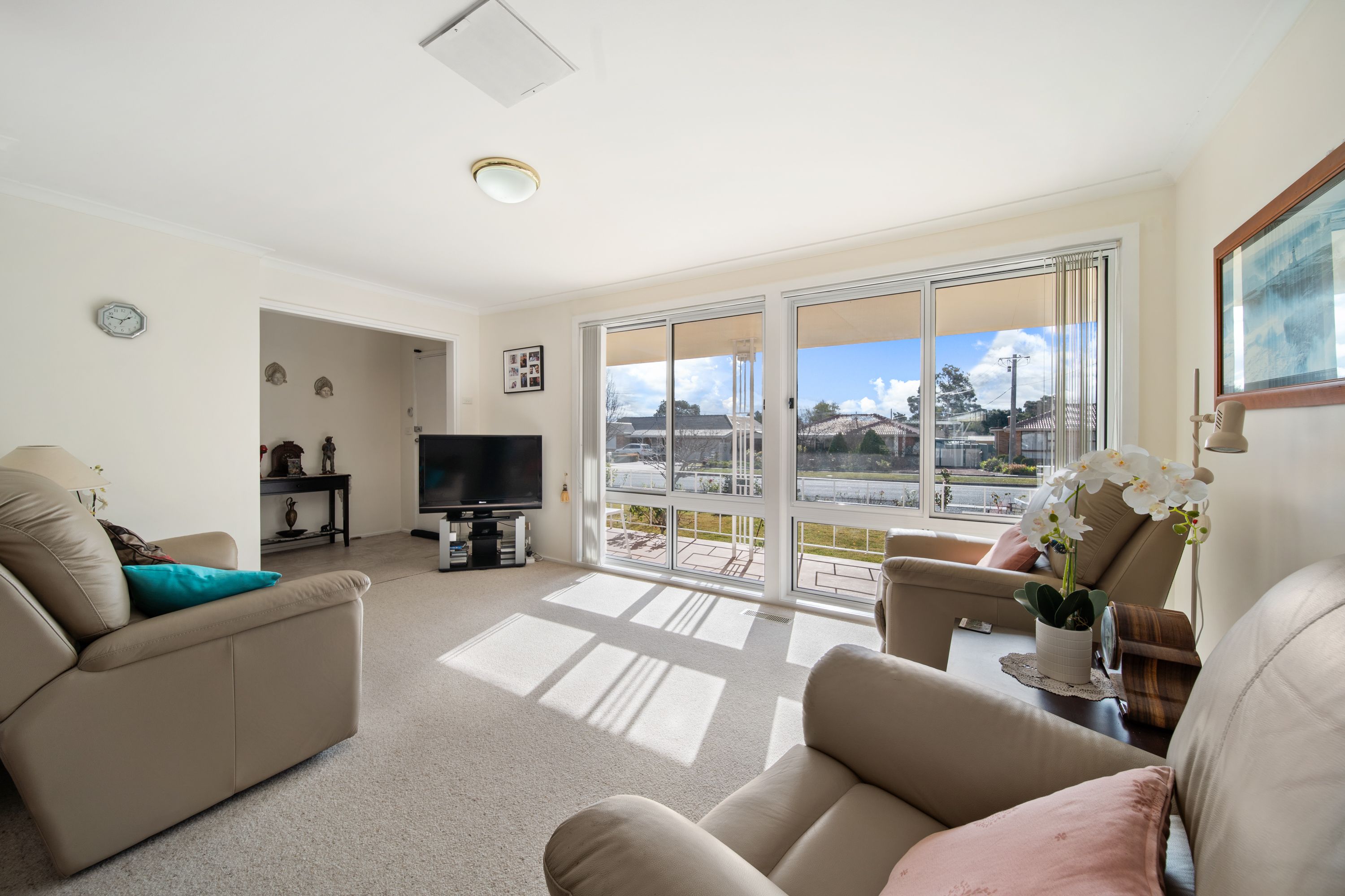11 Castieau Street, Higgins, ACT 2615