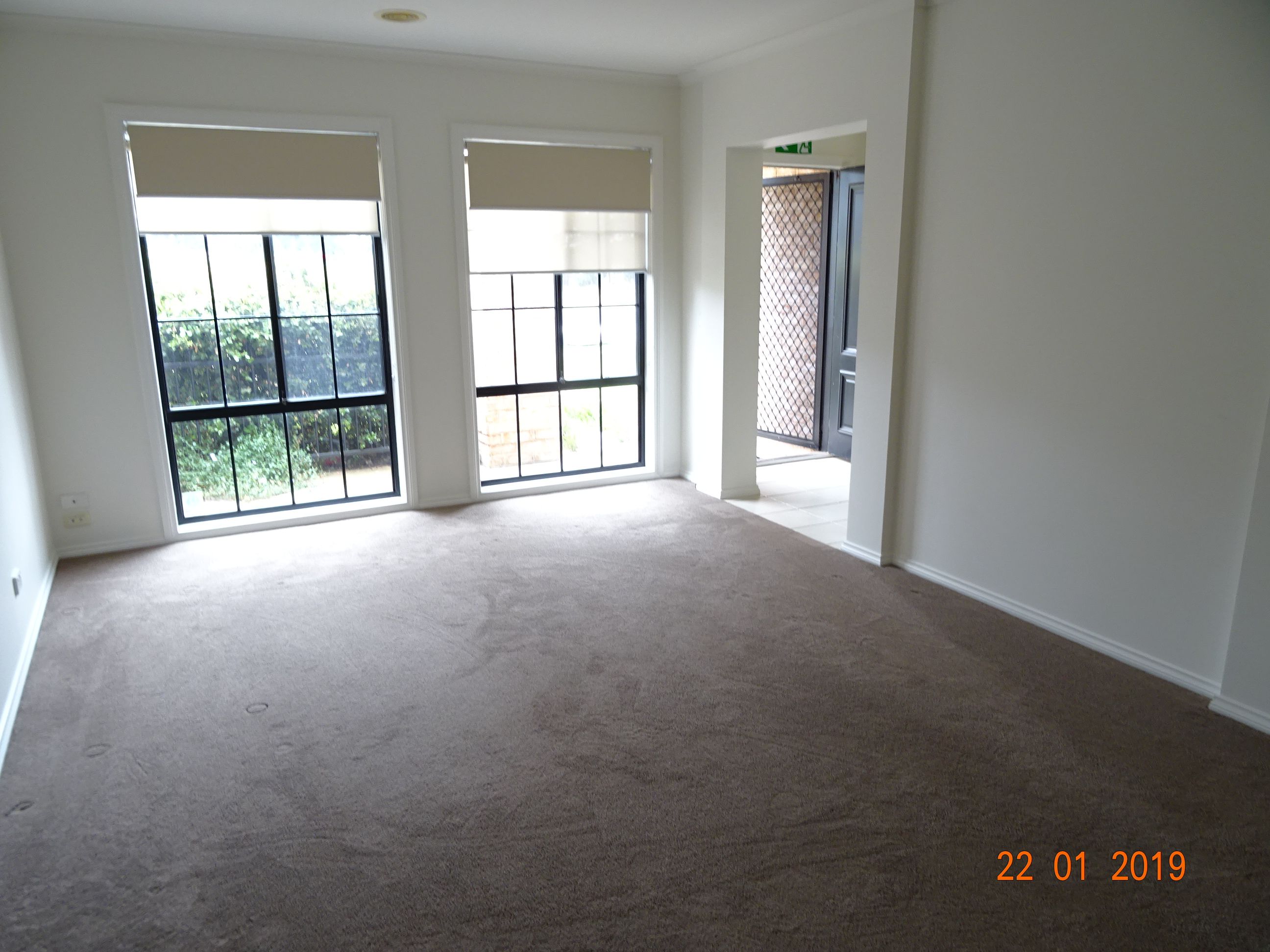 14 Berwick Cranbourne Road, Cranbourne, VIC 3977